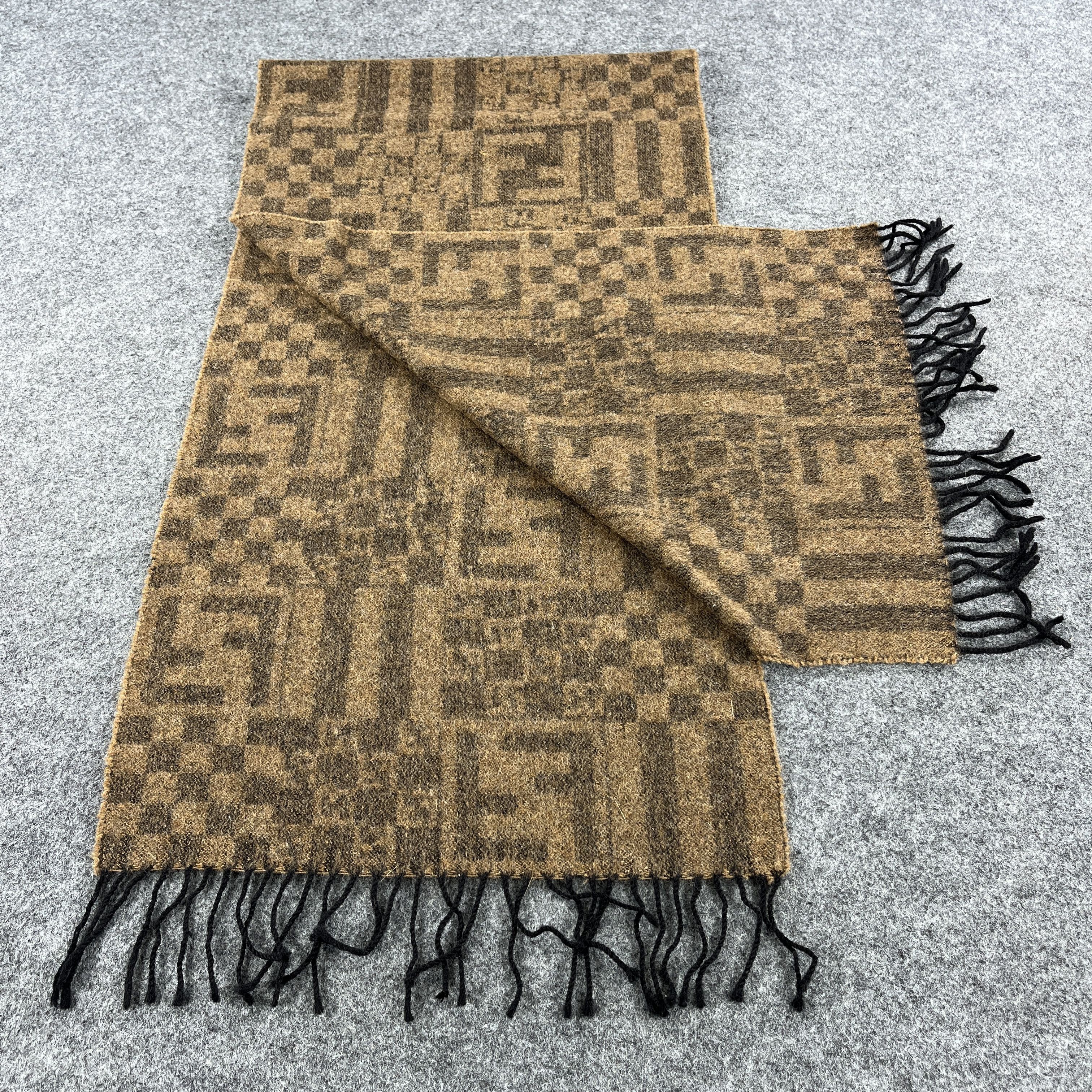 Fendi Fendi Scarf / Muffler / Neckwear K020 Size ONE SIZE - 4 Thumbnail