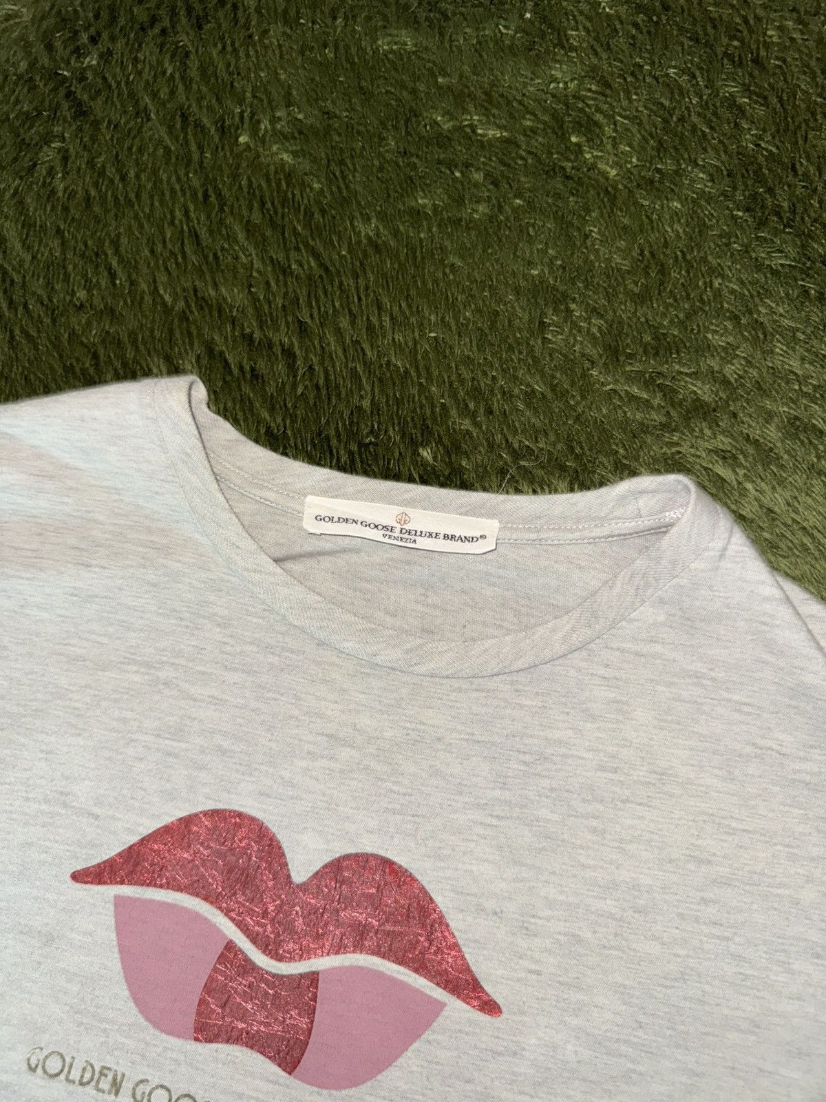 Golden Goose [S] Golden Goose 17SS Gold Foil Japanese Lettering T-Shirt Size S / US 4 / IT 40 - 3 Thumbnail