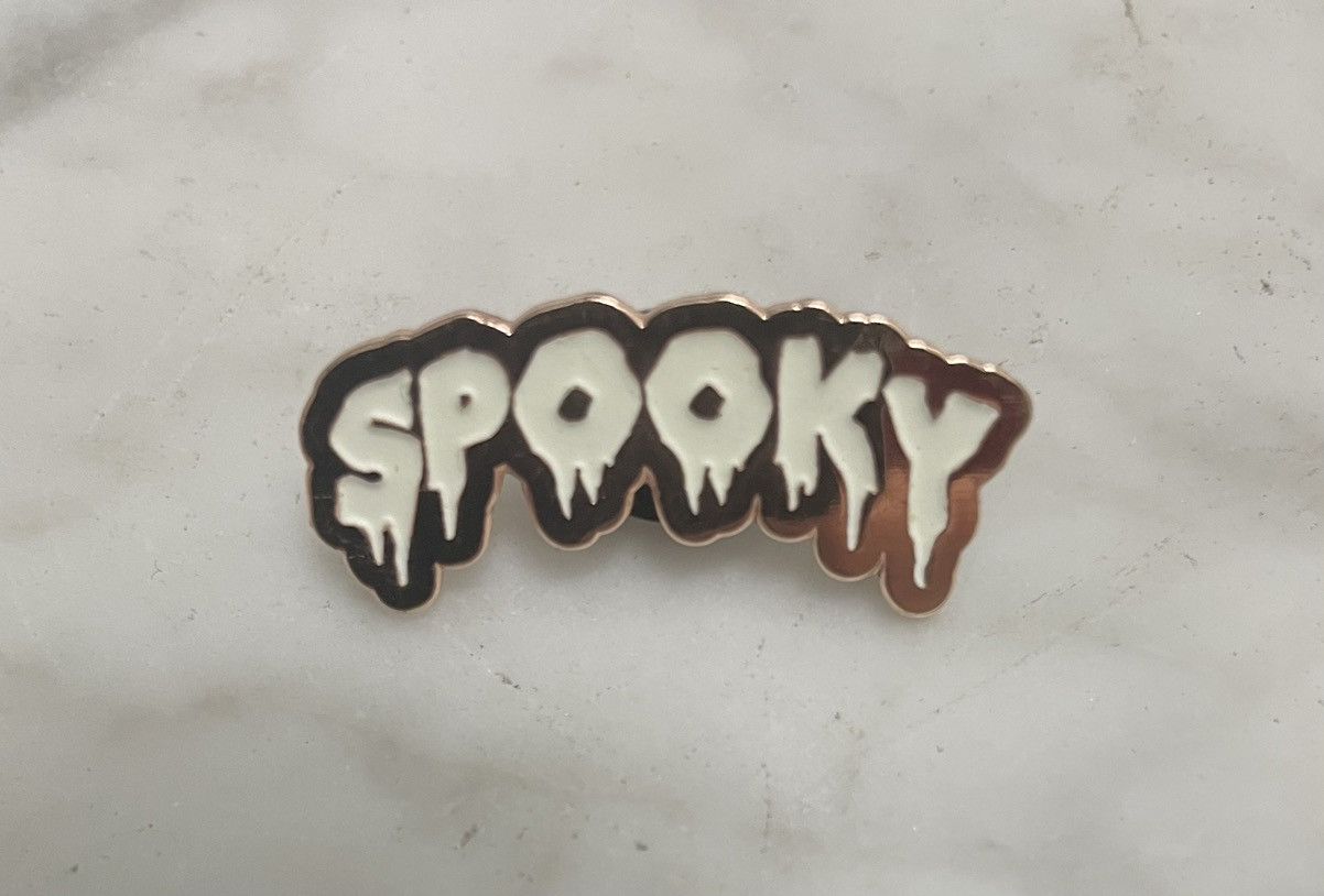 Other 🔥Prototype Glow in the dark rose gold spooky hat pin Size ONE SIZE - 1 Thumbnail