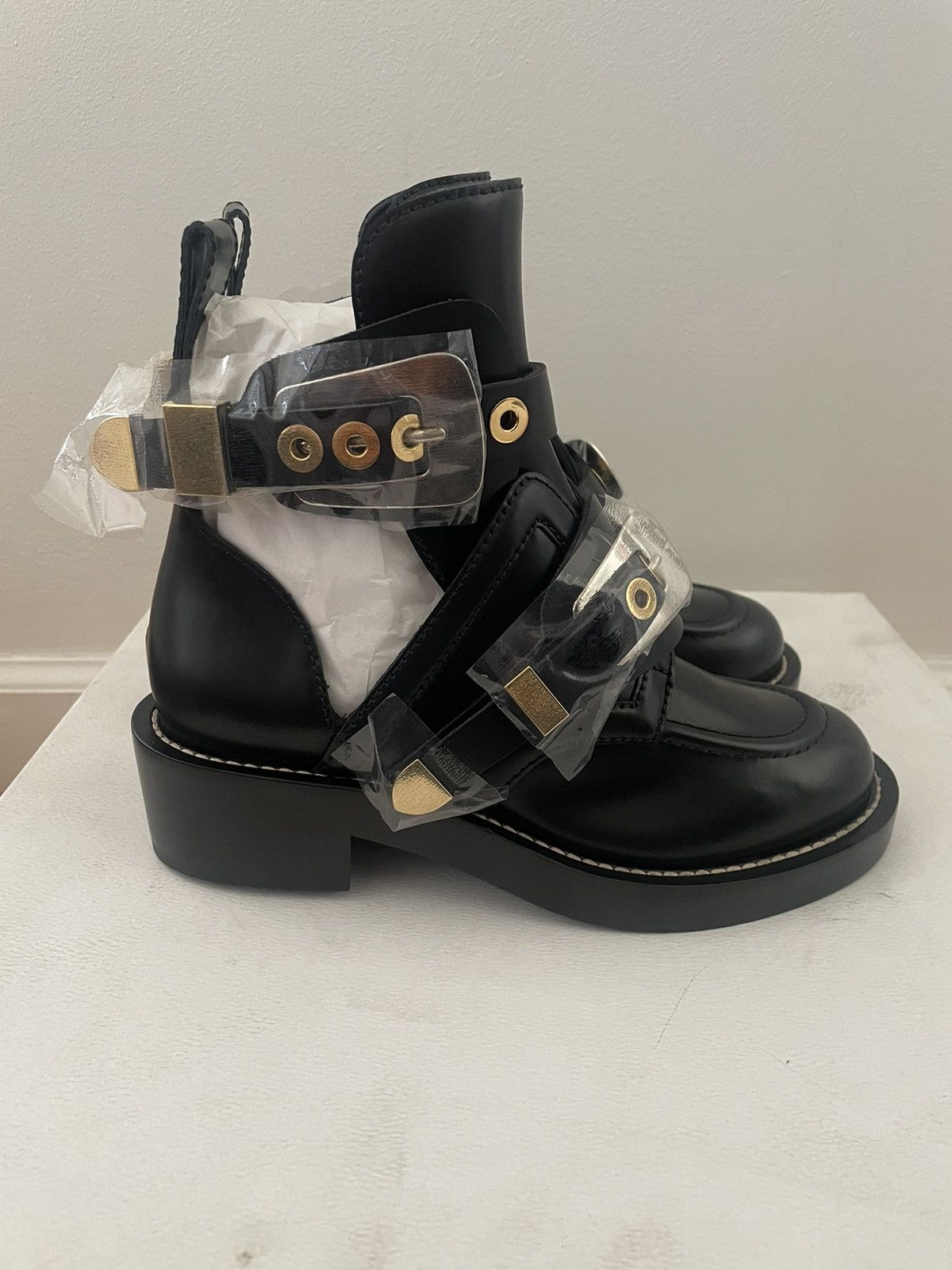 image of Ceinture Cut-Out Leather Black Boots Balenciaga, Women's (Size 5)