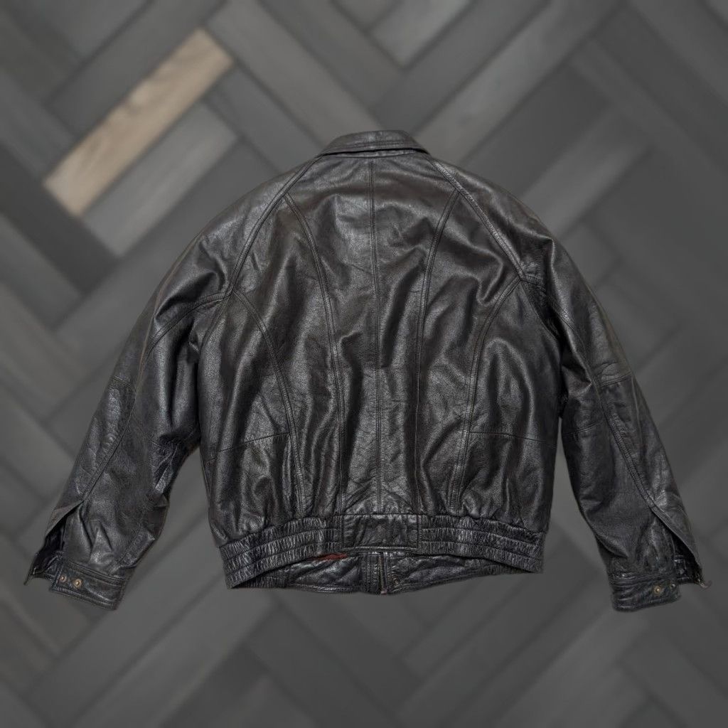 Vintage VINTAGE John Ashford Bomber Jacket Men's Leather XL 46-48 Black Cowhide Distressed 1990s 1980s Buttons Snap Zipper Boxy Classic Size US XL / EU 56 / 4 - 1 Thumbnail