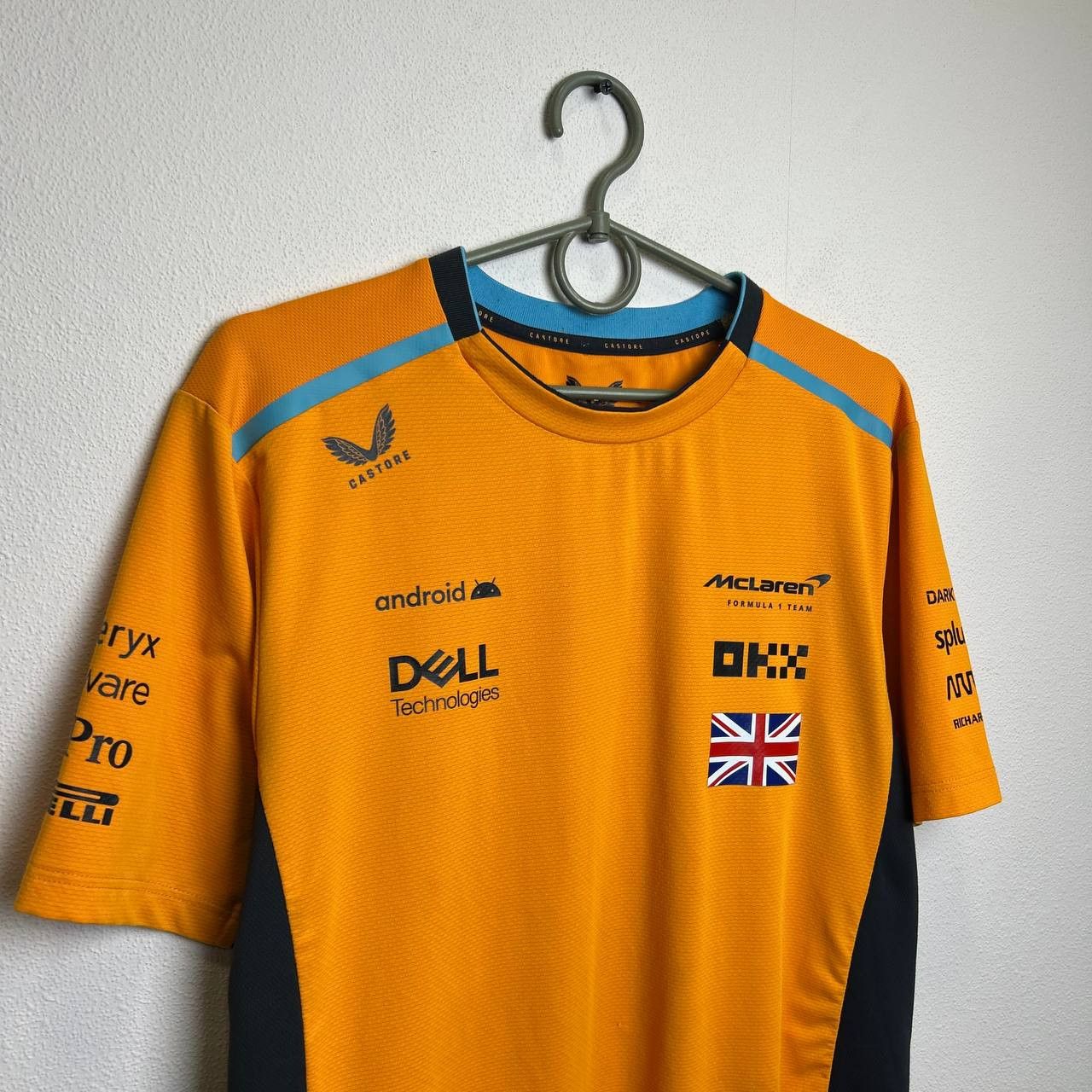 Castore Mens Castore McLaren 4 Norris Racing nascar tee Size US M / EU 48-50 / 2 - 2 Thumbnail