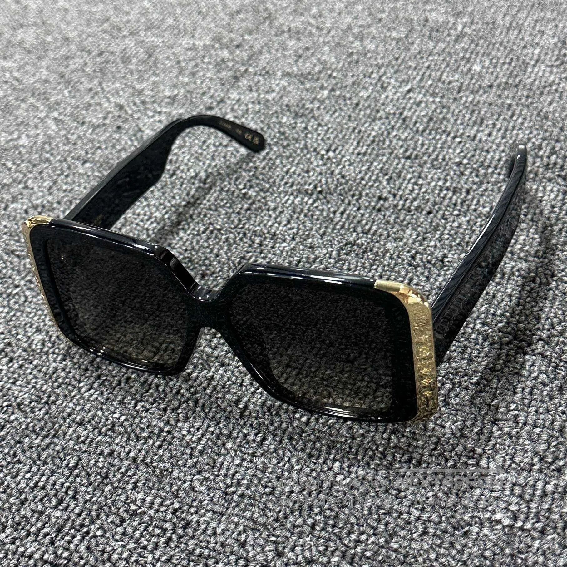 Louis Vuitton Louis Vuitton Metal Logo Sunglasses. Size ONE SIZE - 1 Thumbnail