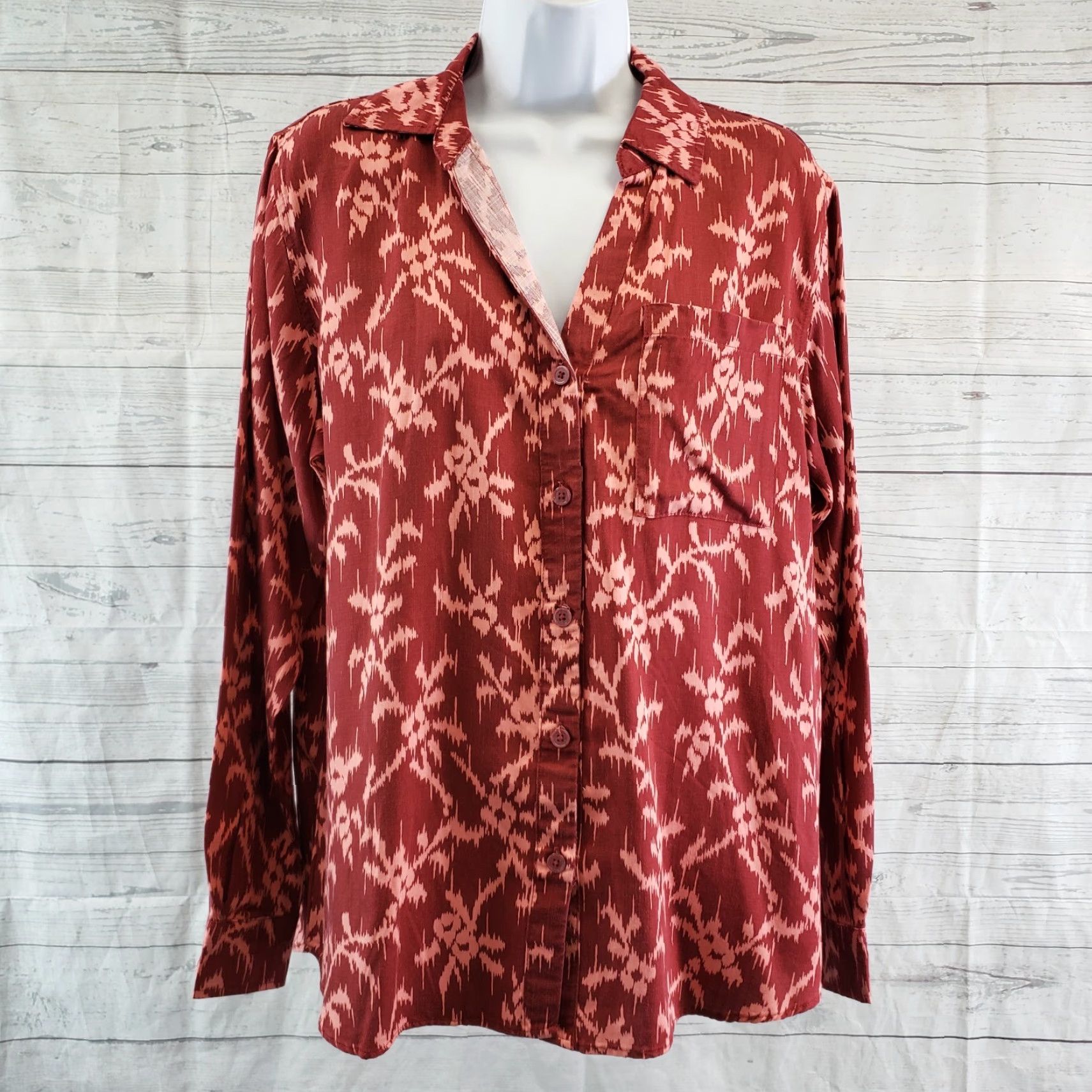 Vintage Knox Rose Womens Button Front Shirt Sz S Red Long Sleeve Lyocell Size S / US 4 / IT 40 - 2 Thumbnail