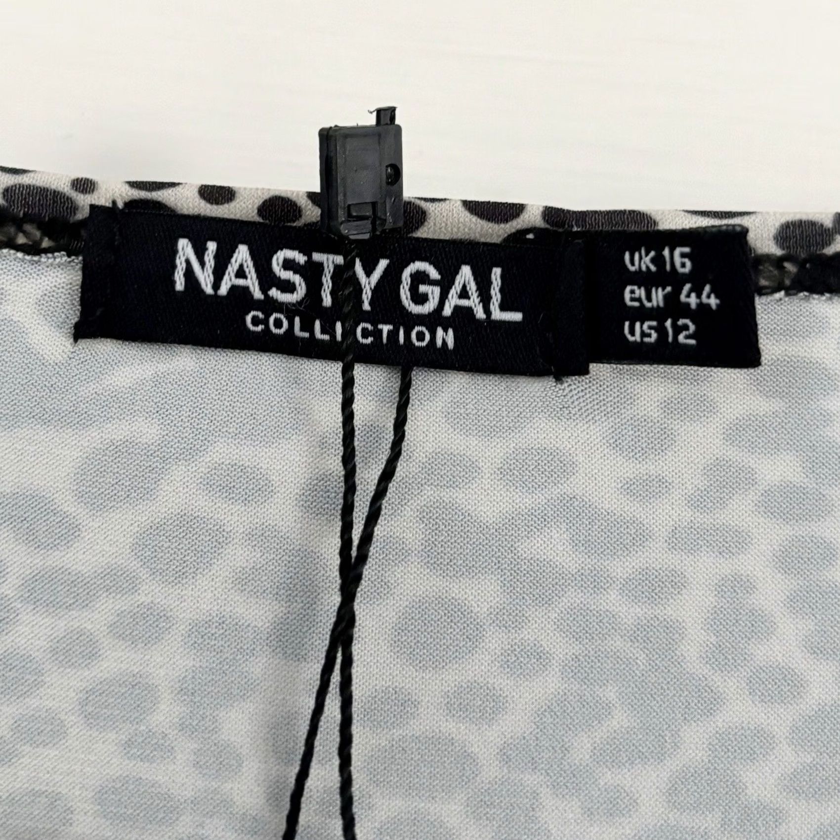 Nasty Gal Nasty Gal Mini Dress Plus Printed Square Neck Balloon Sleeve UK 16 Cream Black New with Tags Size XXL / US 16-18 / IT 52-54 - 6 Thumbnail