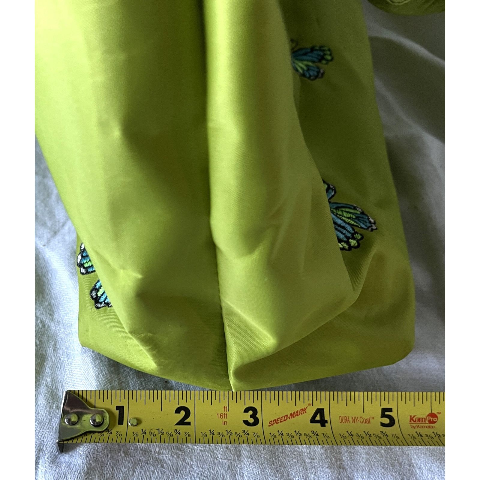 Other Butterfly Embroidered Plastic Beach Tote Bag w/ Small Pouch Size ONE SIZE - 6 Thumbnail