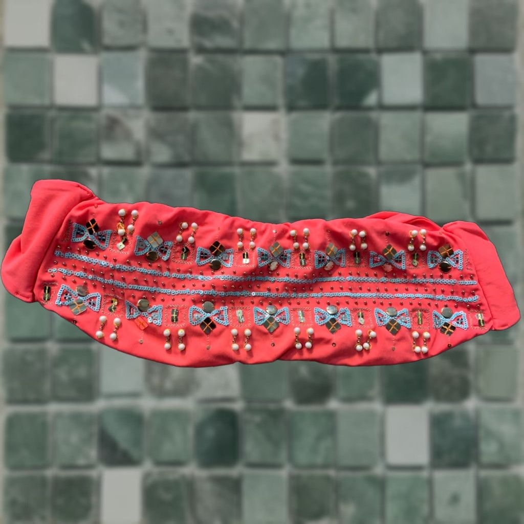 Victoria's Secret Victoria's Secret Bikini Top Large L Womens Beaded Sequins Tie Back Size L / US 10 / IT 46 - 1 Thumbnail