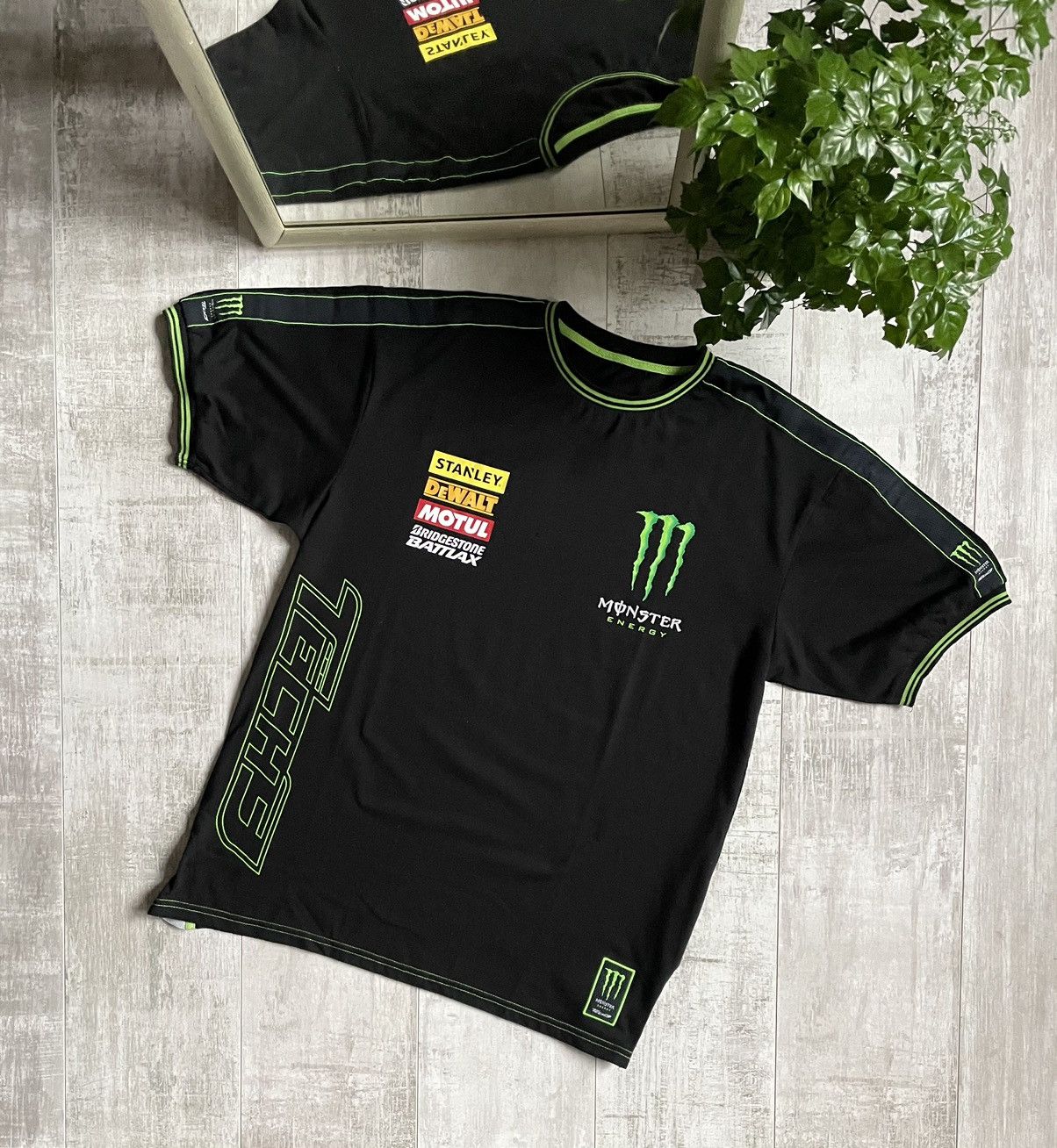 Vintage Monster Energy Y2K Motul Racing Moto T-Shirt Teche Size L Size US L / EU 52-54 / 3 - 1 Thumbnail