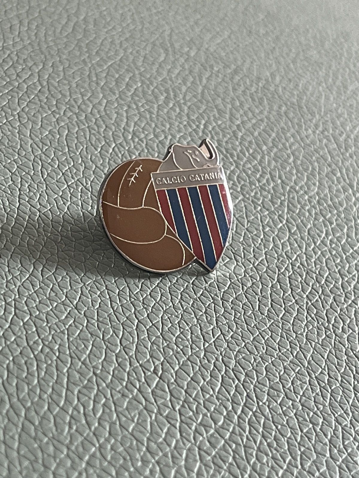 Vintage Calcio Catania logo vintage pin Size ONE SIZE - 2 Thumbnail