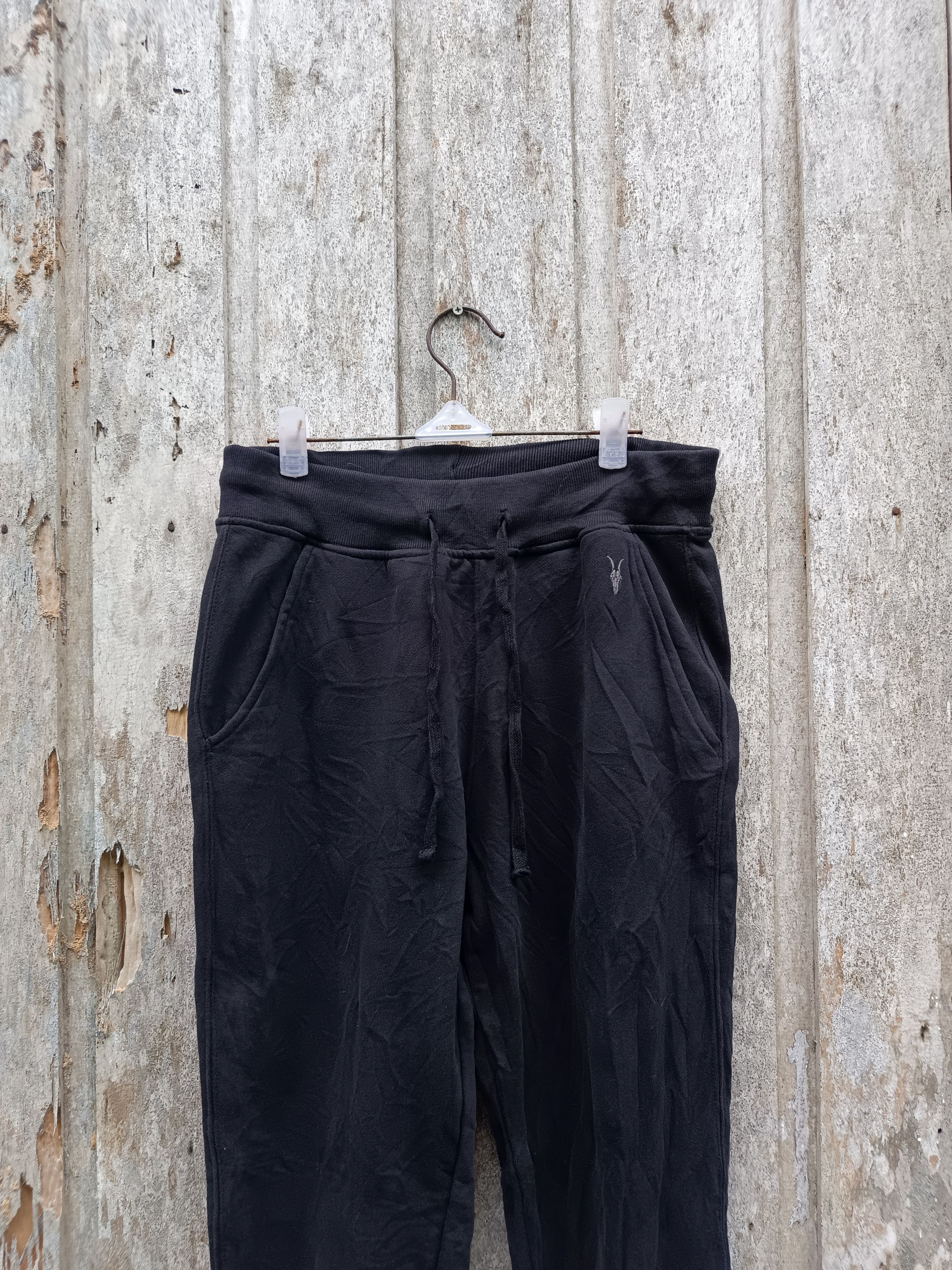Allsaints ALLSAINTS Raven logo embroidered sweatpants Size US 27 - 2 Thumbnail