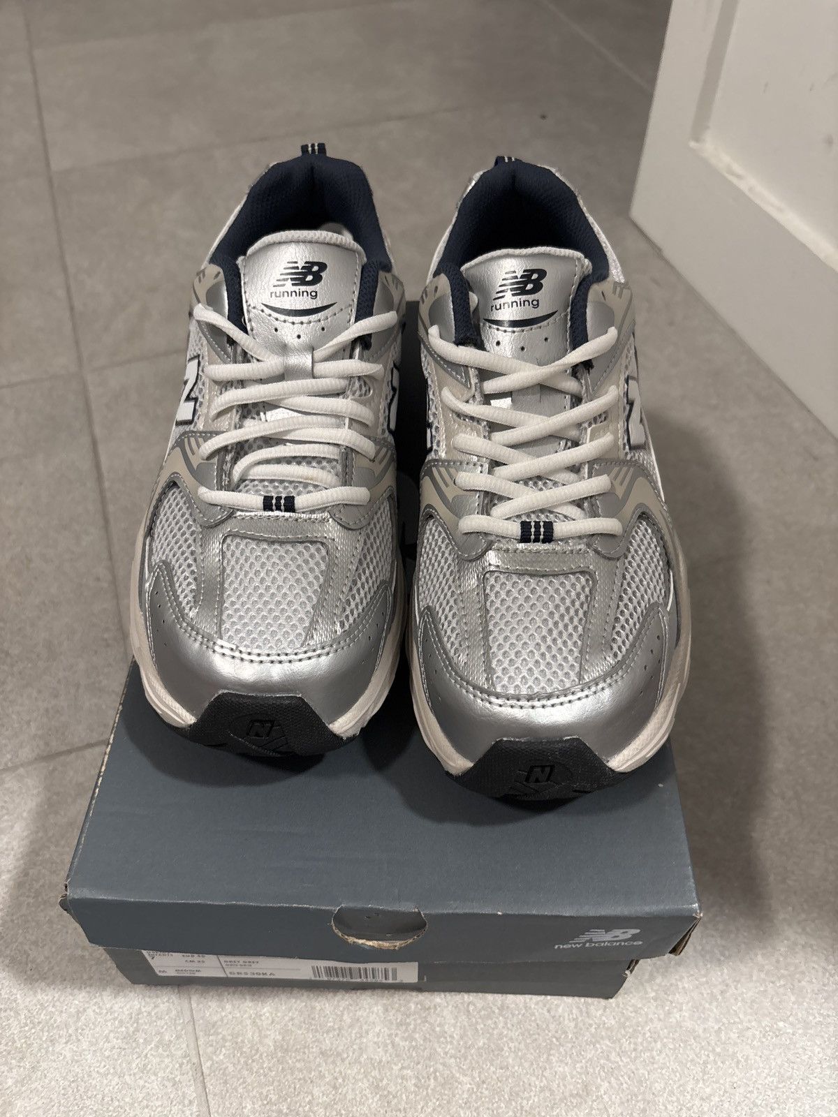 New Balance New Balance 530 Size US 7.5 / EU 40-41 - 3 Thumbnail