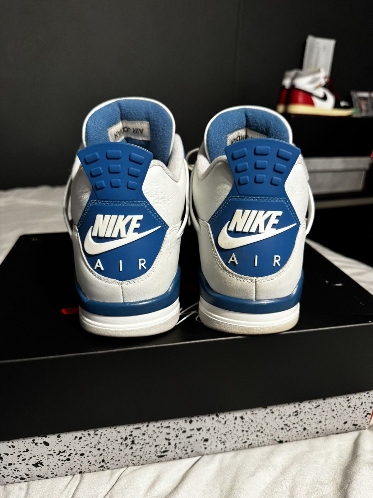 Jordan Brand Jordan 4 Retro Military Blue Size US 10 / EU 43 - 2 Thumbnail