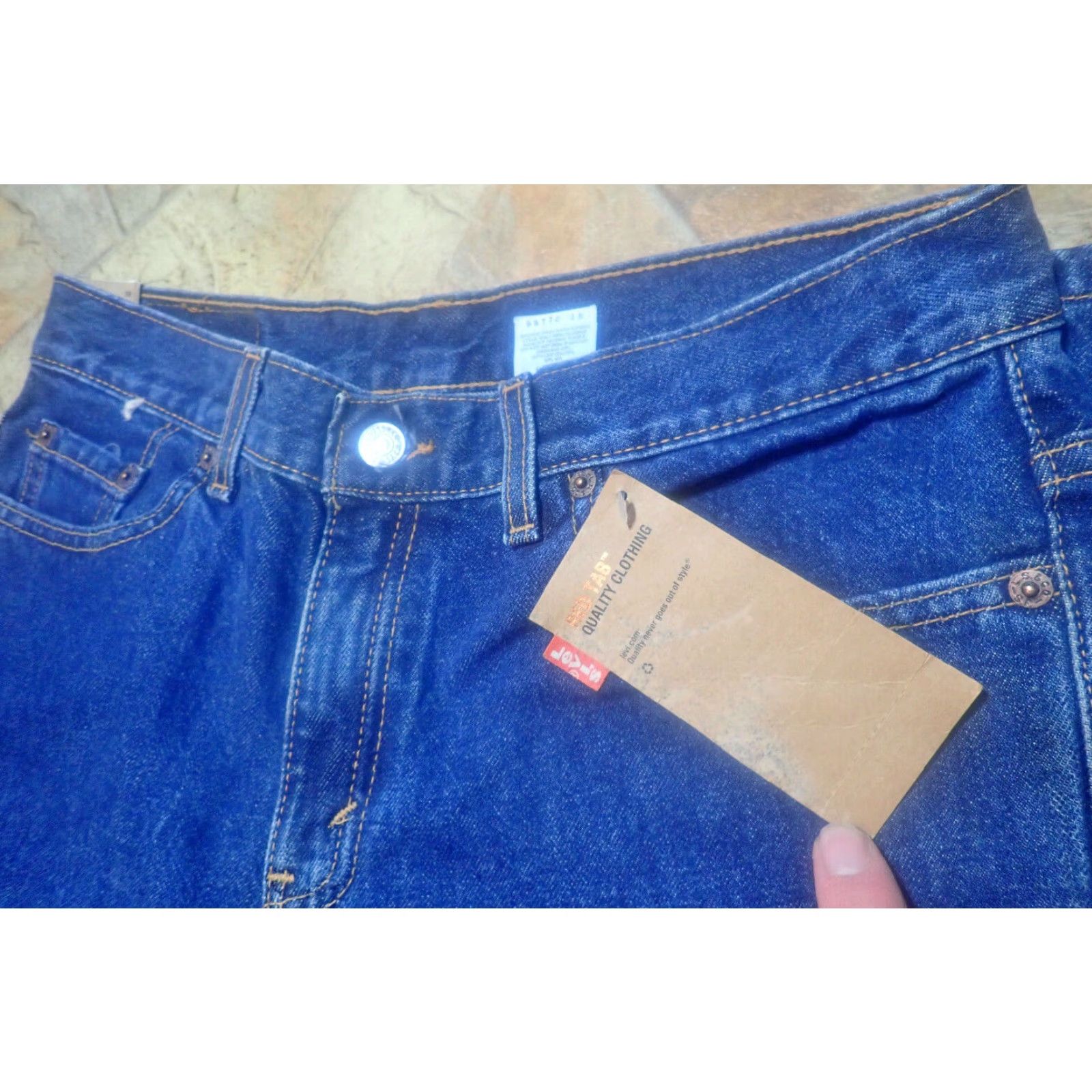 Vintage VINTAGE Levi's 505 Slim Fit Straight Leg Jeans Womens Size 11 (32x29) 2000s Y2K USA Dark Wash Distressed Size 32" / US 10 / IT 46 - 6 Thumbnail