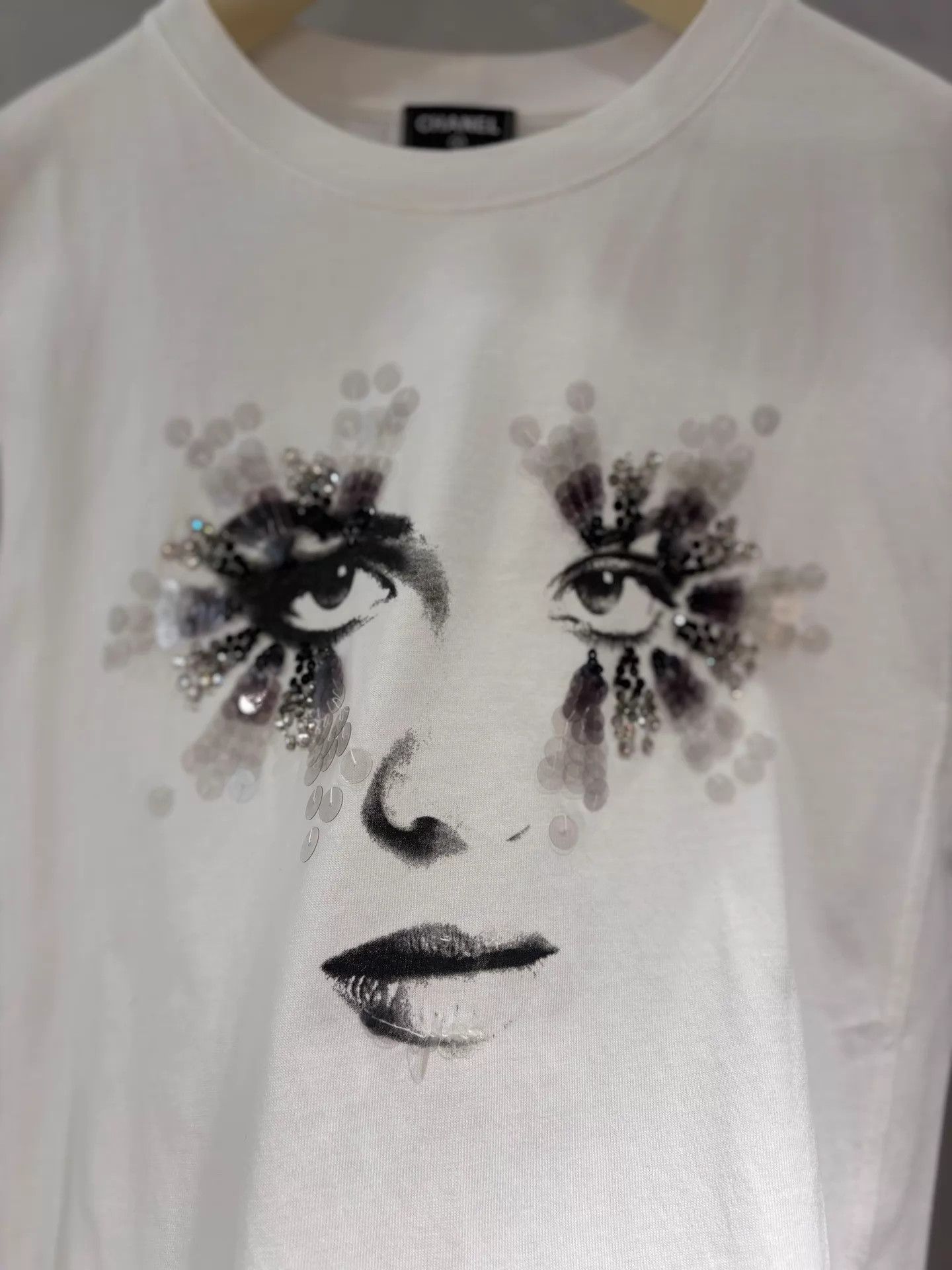 Chanel Chanel 22c Portrait Design Cotton Tank XS Like New Size XS / US 0-2 / IT 36-38 - 2 Thumbnail