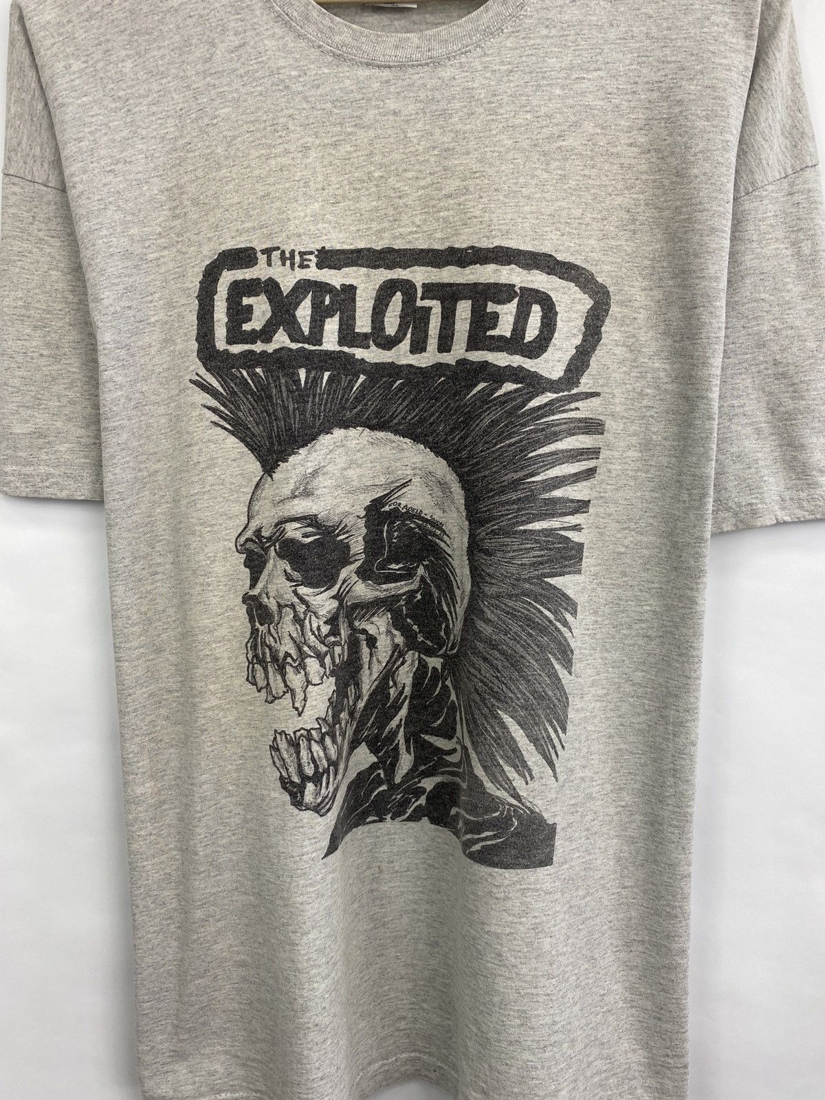 Fruit Of The Loom Vintage 90s The Exploited Punks Not Dead Graphic T Shirt Y2K Size US XL / EU 56 / 4 - 4 Thumbnail
