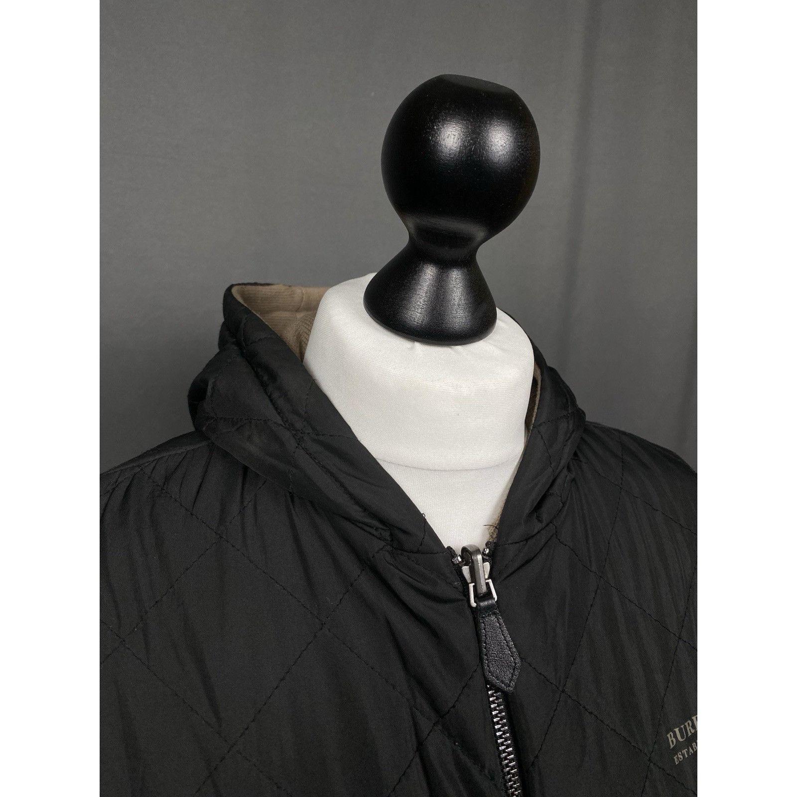 Burberry Burberry Women's Beige Black Quilted Reversible Jacket Size Size M / US 6-8 / IT 42-44 - 7 Thumbnail