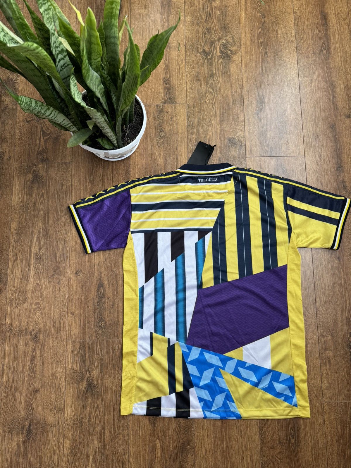 Vintage RETRO Torquay United FC mash up NEW jersey t shirt tee Size US XL / EU 56 / 4 - 8 Thumbnail