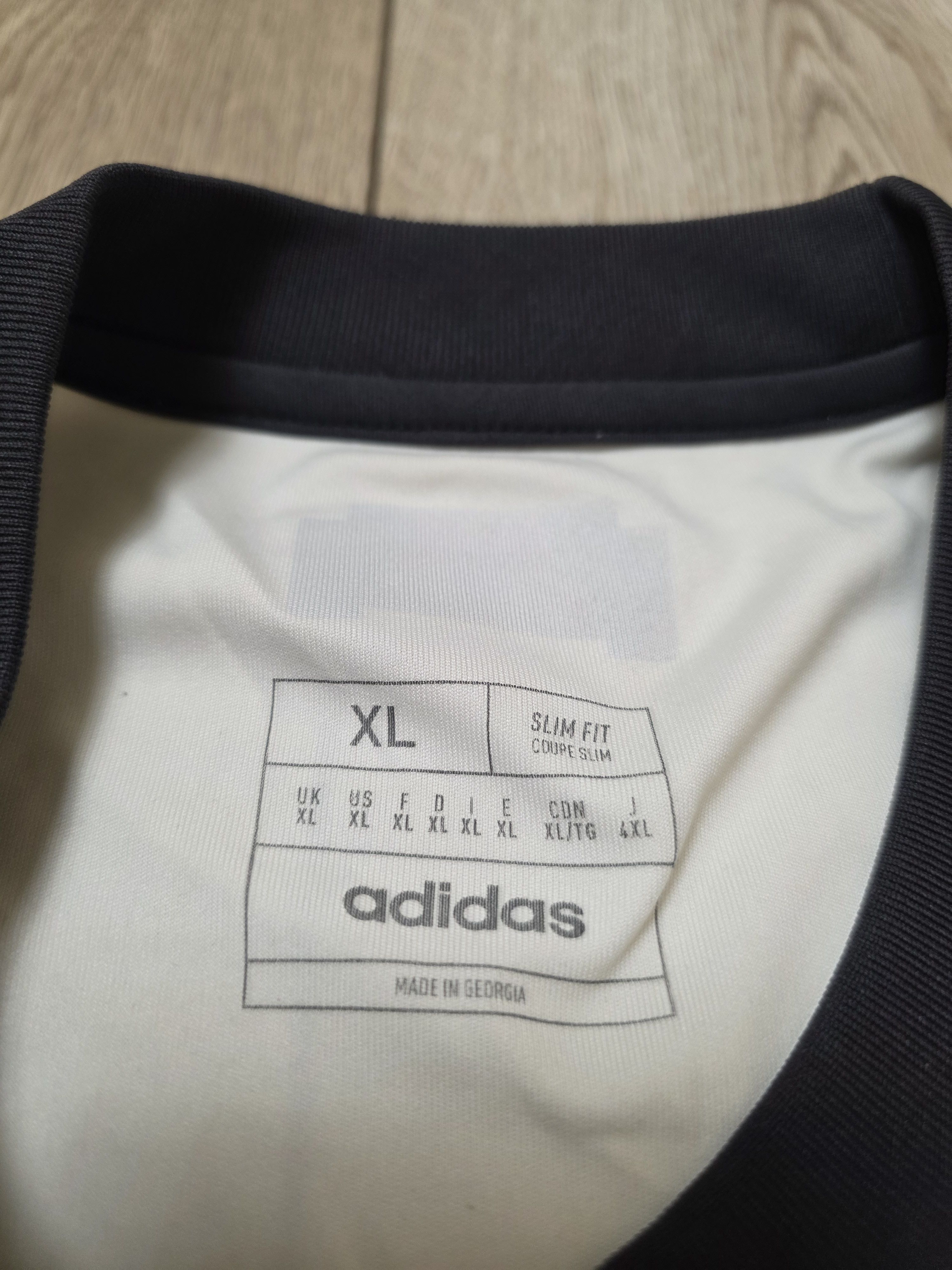 Adidas MANCHESTER UNITED 2024 2025 THIRD FOOTBALL SOCCER JERSEY Size US XL / EU 56 / 4 - 6 Thumbnail