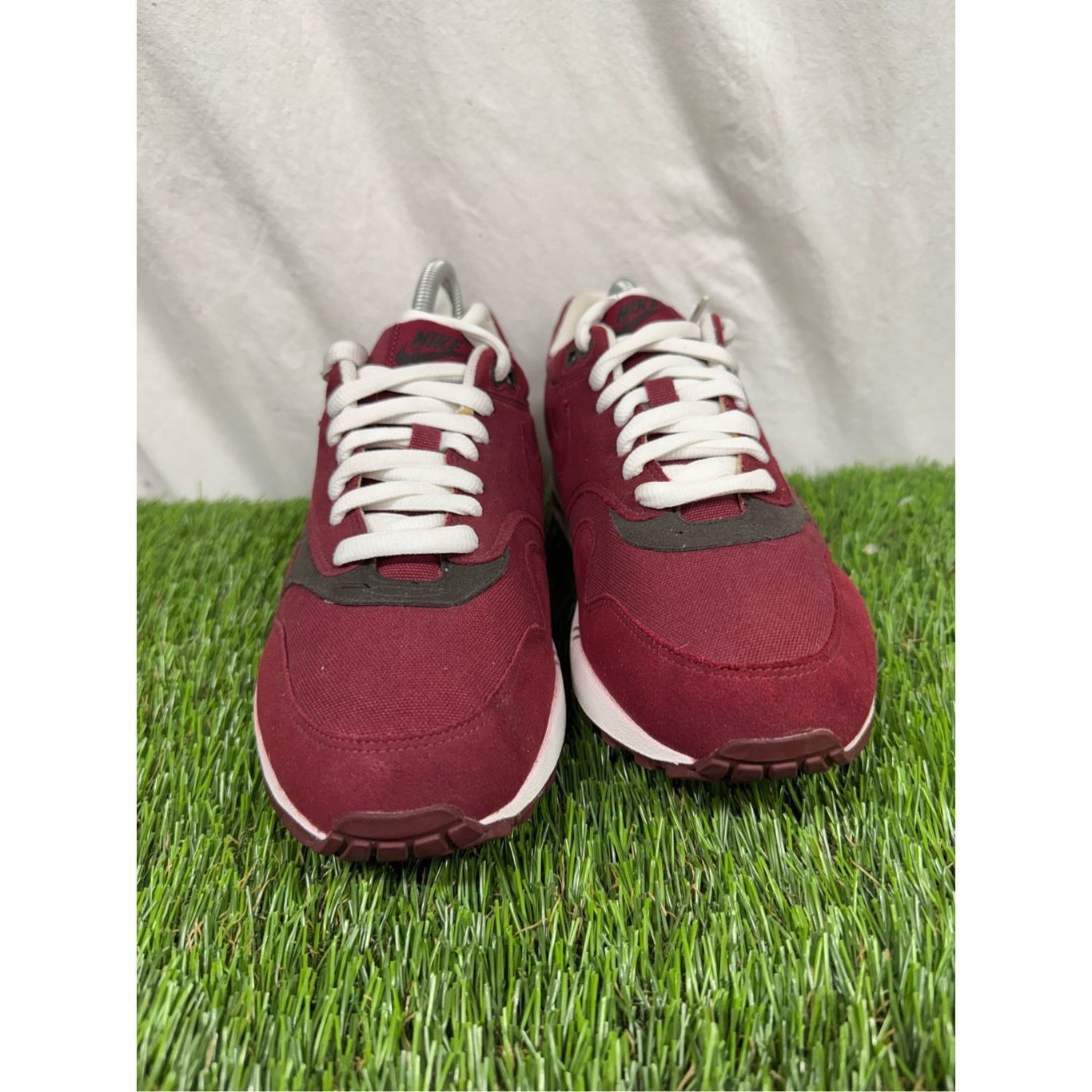 Nike Size 9.5 *RARE* Nike Air Max 1 Tonal Pack “Team Red” (308866 Size US 9.5 / EU 42-43 - 2 Thumbnail