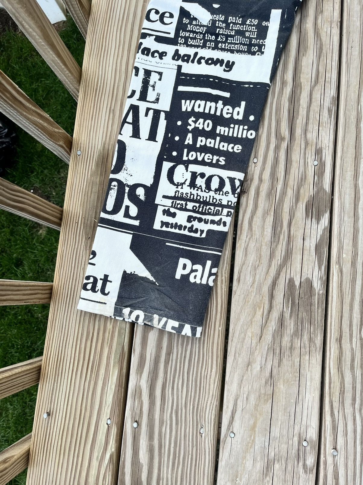 Palace Palace tabloid denim Size US 32 / EU 48 - 5 Thumbnail