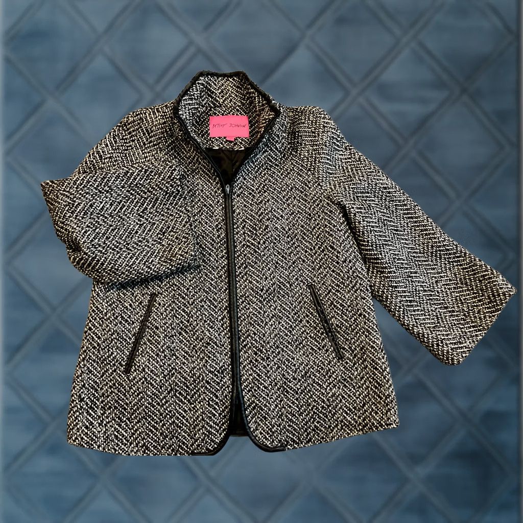 Betsey Johnson VINTAGE Betsey Johnson Black & White Herringbone Wool Coat Large Women Coat Size L / US 10 / IT 46 - 1 Thumbnail