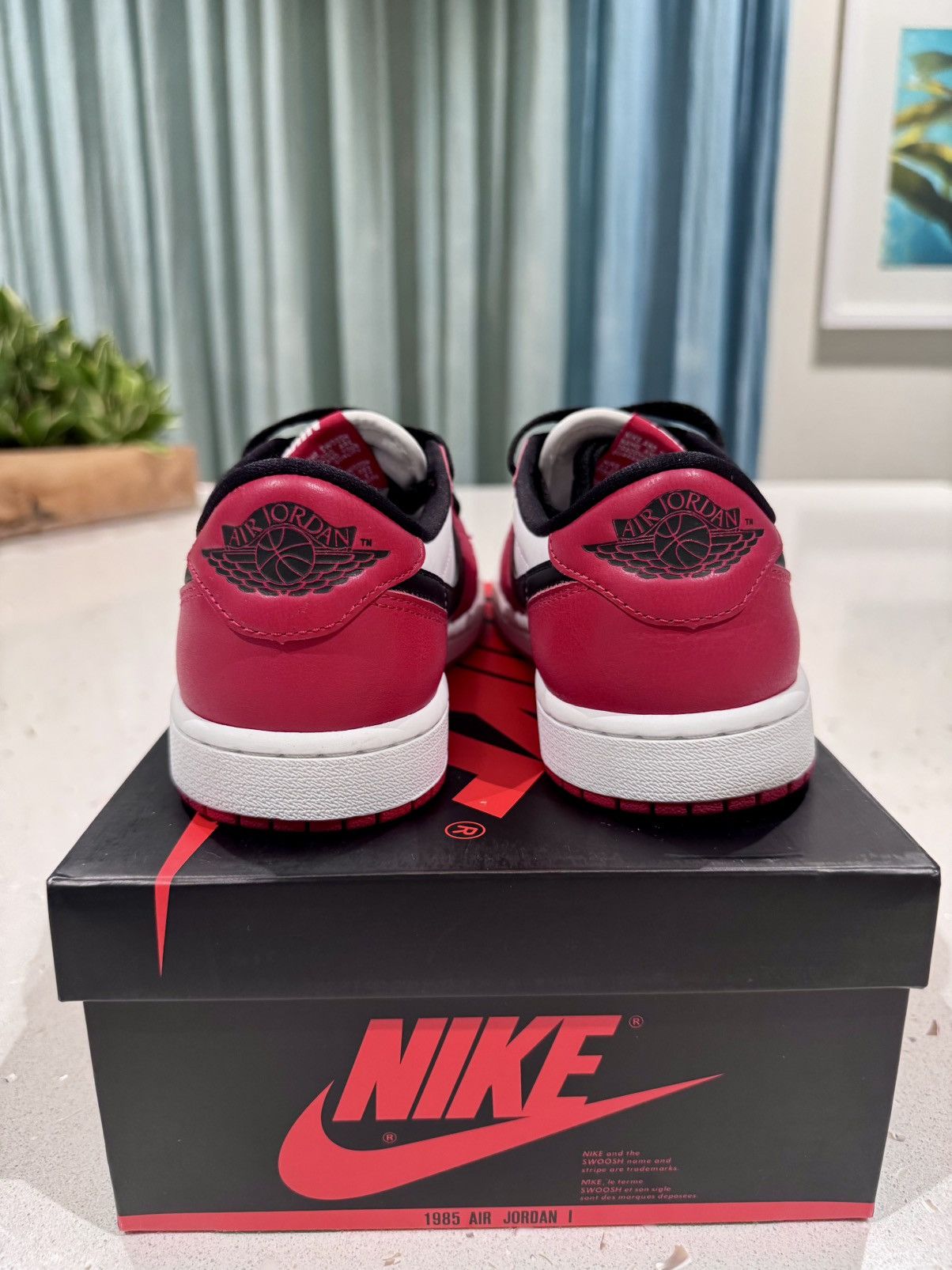 Jordan Brand Air Jordan 1 Low OG "Chicago" (2025) Size US 7.5 / EU 40-41 - 4 Thumbnail