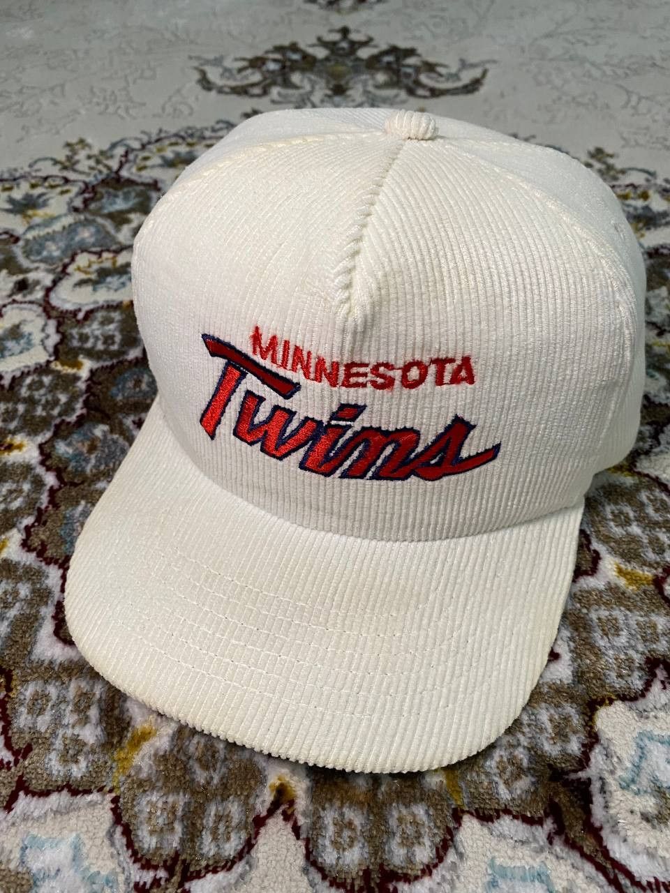 image of Mlb x Sports Specialties Vintage Minnesota Twins Script Sports Specialties 90's in White, Men's