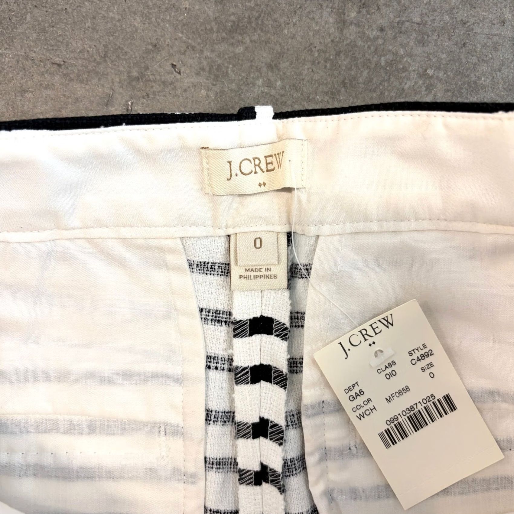 Vintage VINTAGE J Crew Black White Striped Preppy Mini Shorts Women’s 0 NWT Short Shor ts Size 25" / US 0 / IT 36 - 3 Thumbnail
