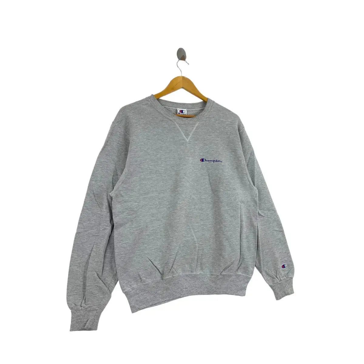 Champion Vintage CHAMPION USA Script Embroidered Grey Sweatshirt Size US M / EU 48-50 / 2 - 3 Thumbnail