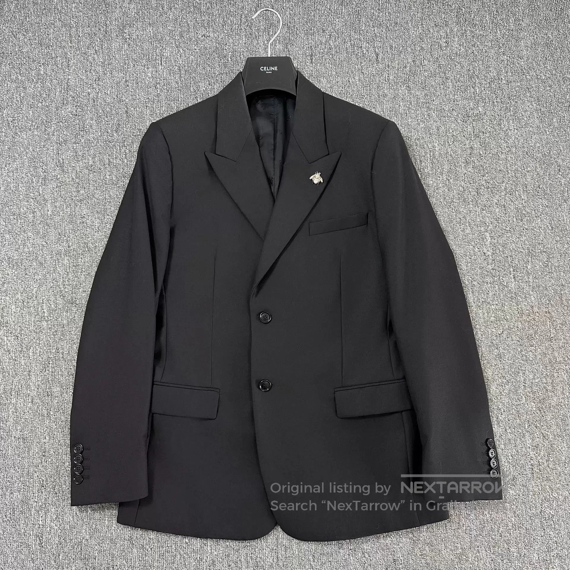 Dior Black Single-Breasted Blazer with Bee Brooch. Size US M / EU 48-50 / 2 - 1 Thumbnail