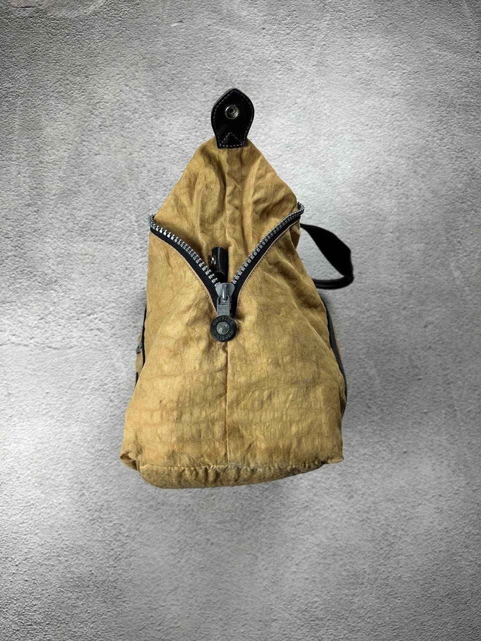 Japanese Brand VTG Diesel Style Bag Nylon Y2K Shoulder Bag Backpack Faded Size ONE SIZE - 9 Thumbnail