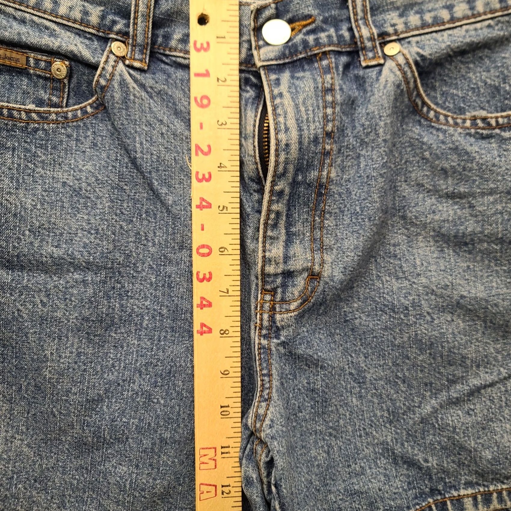 Calvin Klein Calvin Klein Mom Shorts Womens 12 Blue Denim High Rise 90s Y2K Cotton Casual Denim Shorts Womens 90s Mens? Size 34" / US 12 / IT 48 - 4 Thumbnail