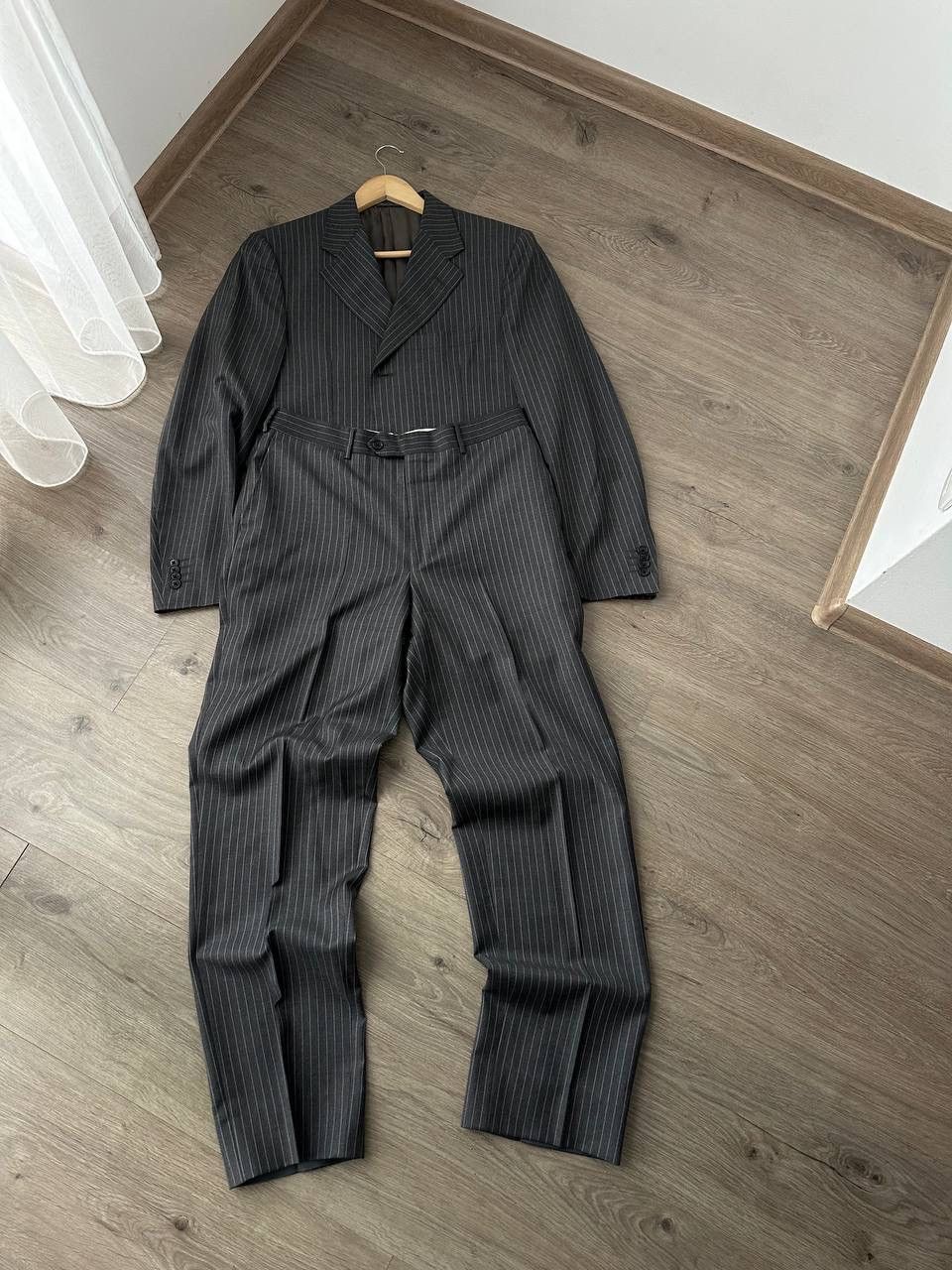 Corneliani × Vintage Vintage Corneliani Lana Extrafine Gray Striped 48R Suit Size 48R - 6 Thumbnail