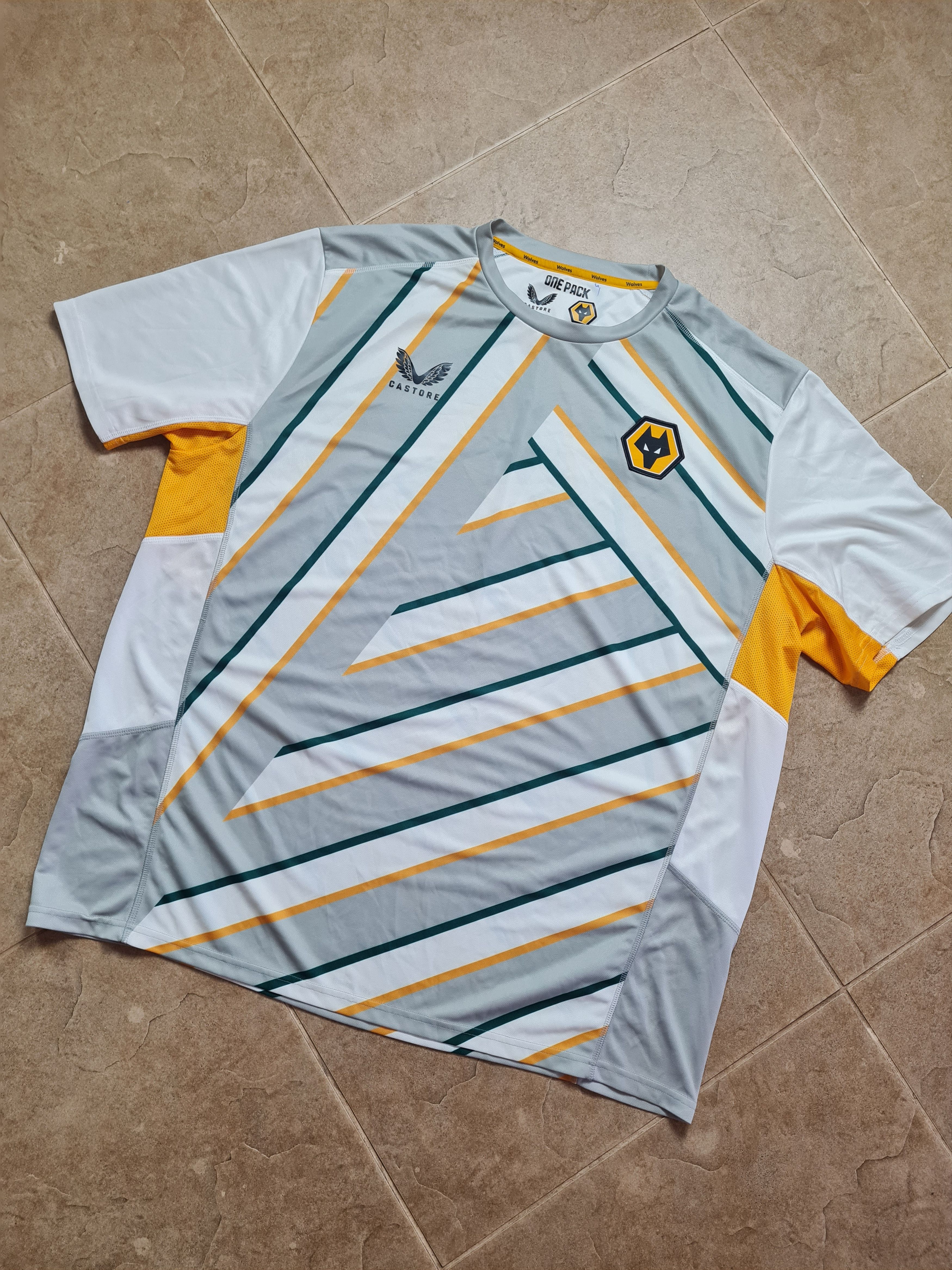 Castore Football jersey Camiseta Castore Wolverhampton Wanderers Size US XXL / EU 58 / 5 - 7 Thumbnail