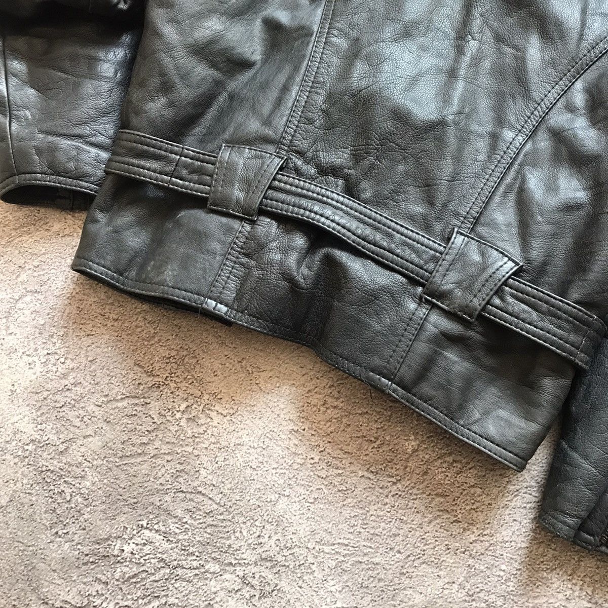 Vintage Vintage 90s Black Leather Biker Jacket Grunge Streetwear L Size L / US 10 / IT 46 - 11 Thumbnail