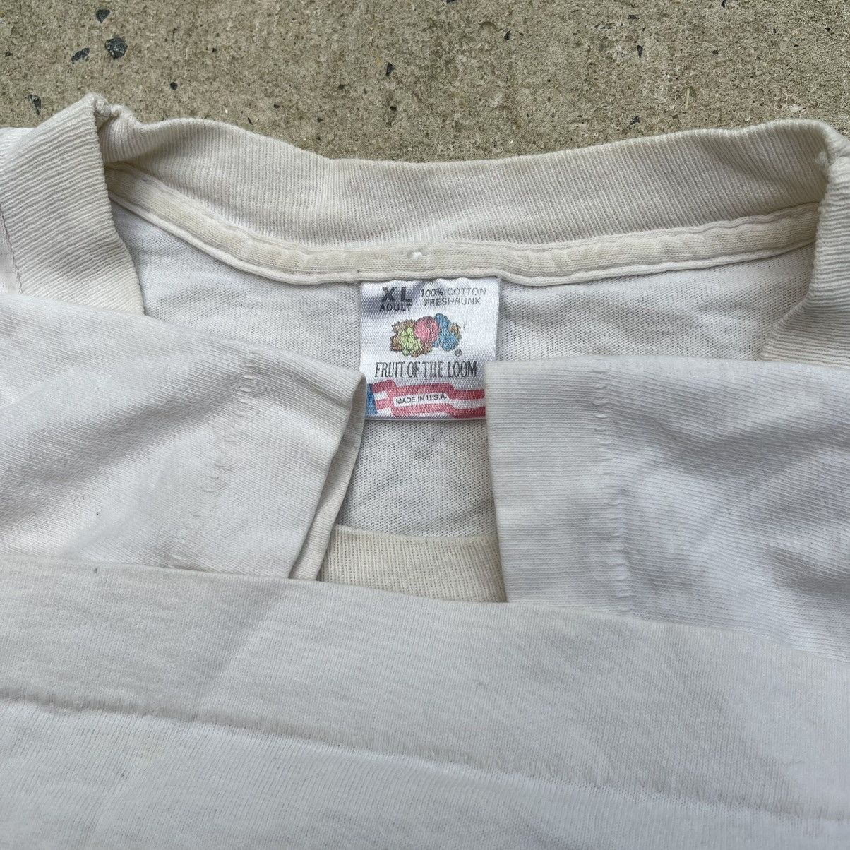 Fruit Of The Loom Vintage 90s RUN THE RACE PASS IT ON Single Stitch Shirt Size US XL / EU 56 / 4 - 4 Thumbnail