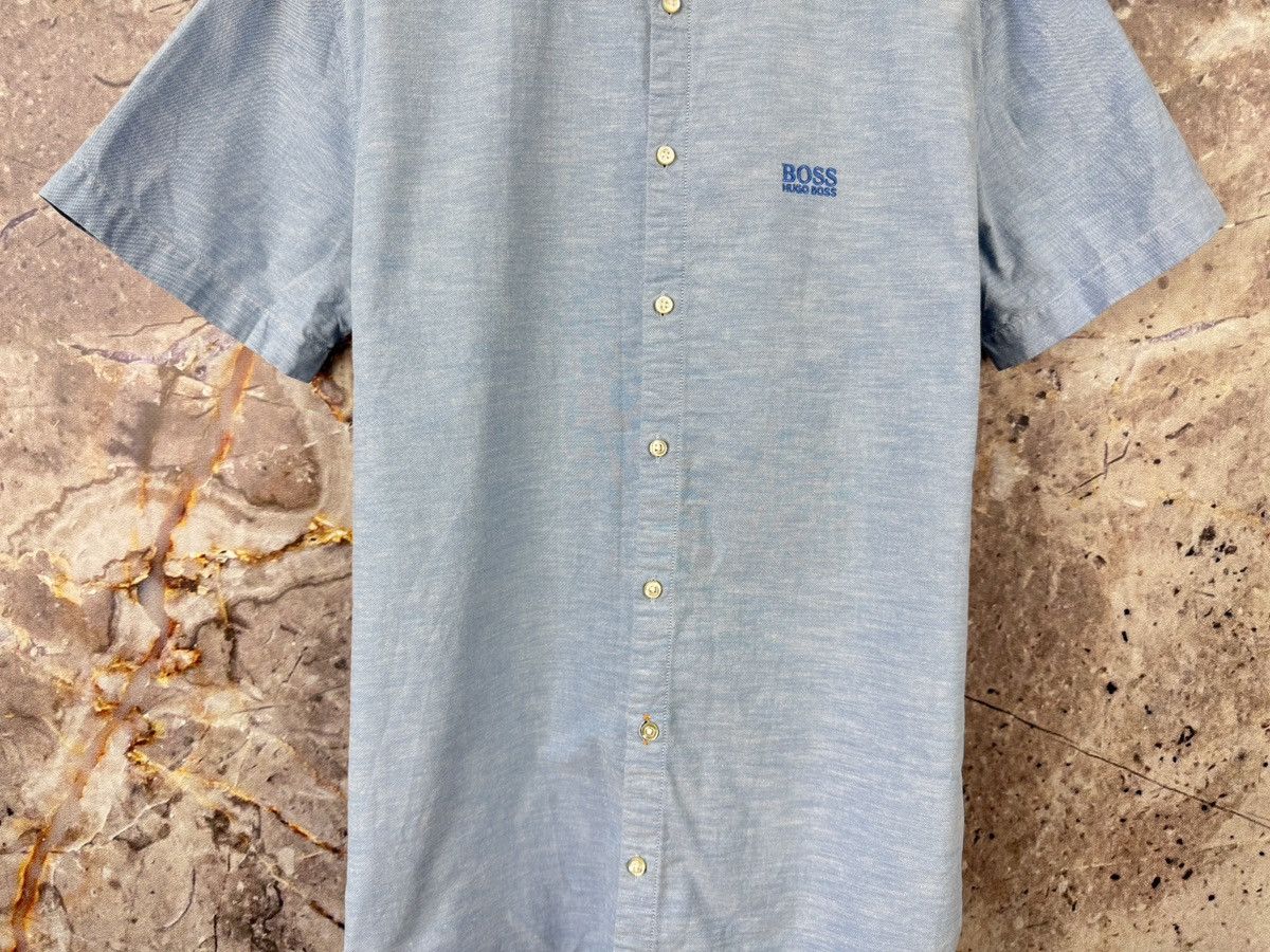 Hugo Boss Hugo Boss Light Blue Short Sleeve Button-Up Shirt Large Size US L / EU 52-54 / 3 - 3 Thumbnail
