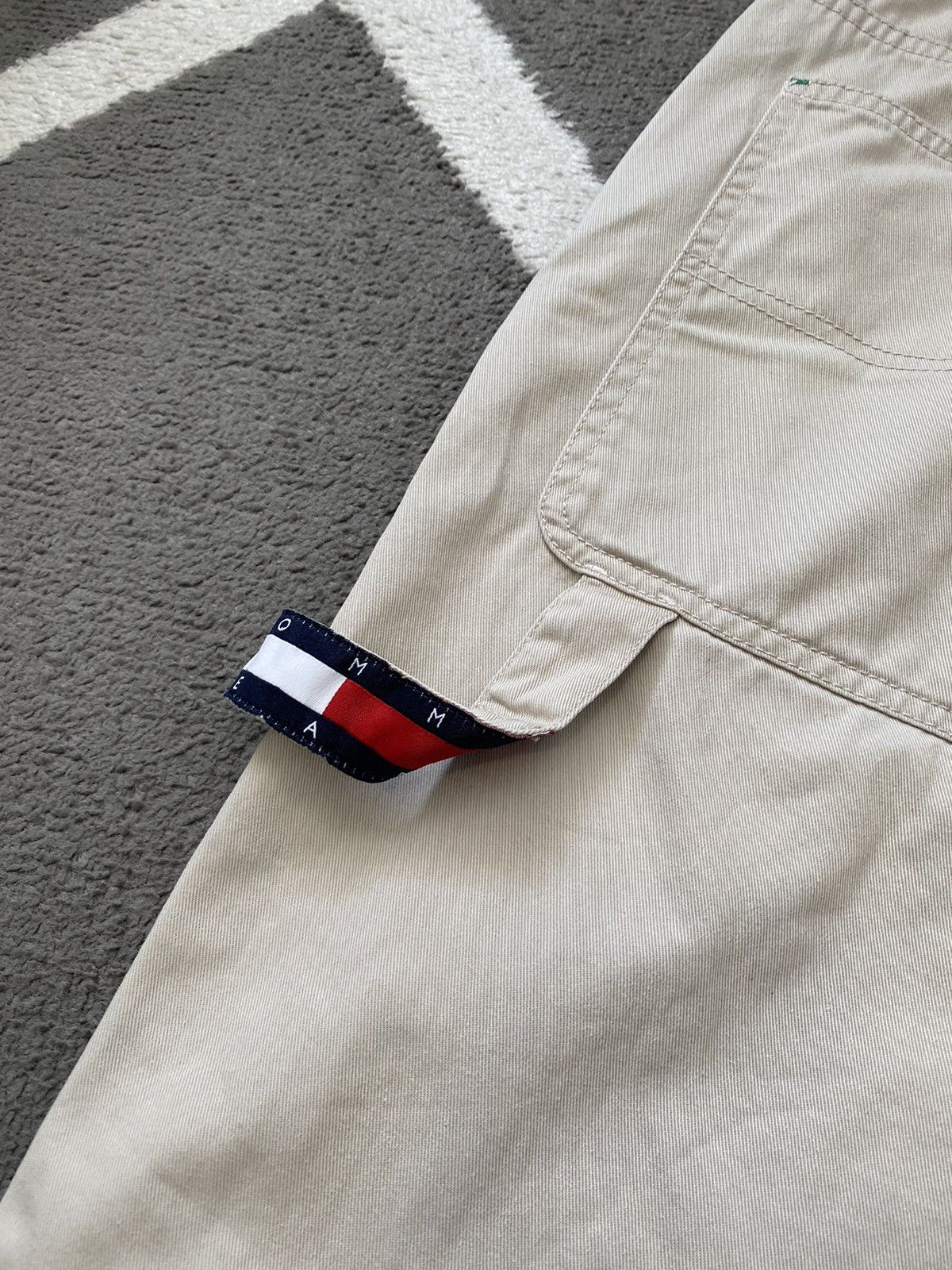 Tommy Hilfiger × Vintage Vintage Y2K Tommy Hilfiger baggy jorts shorts Size US 33 - 8 Thumbnail