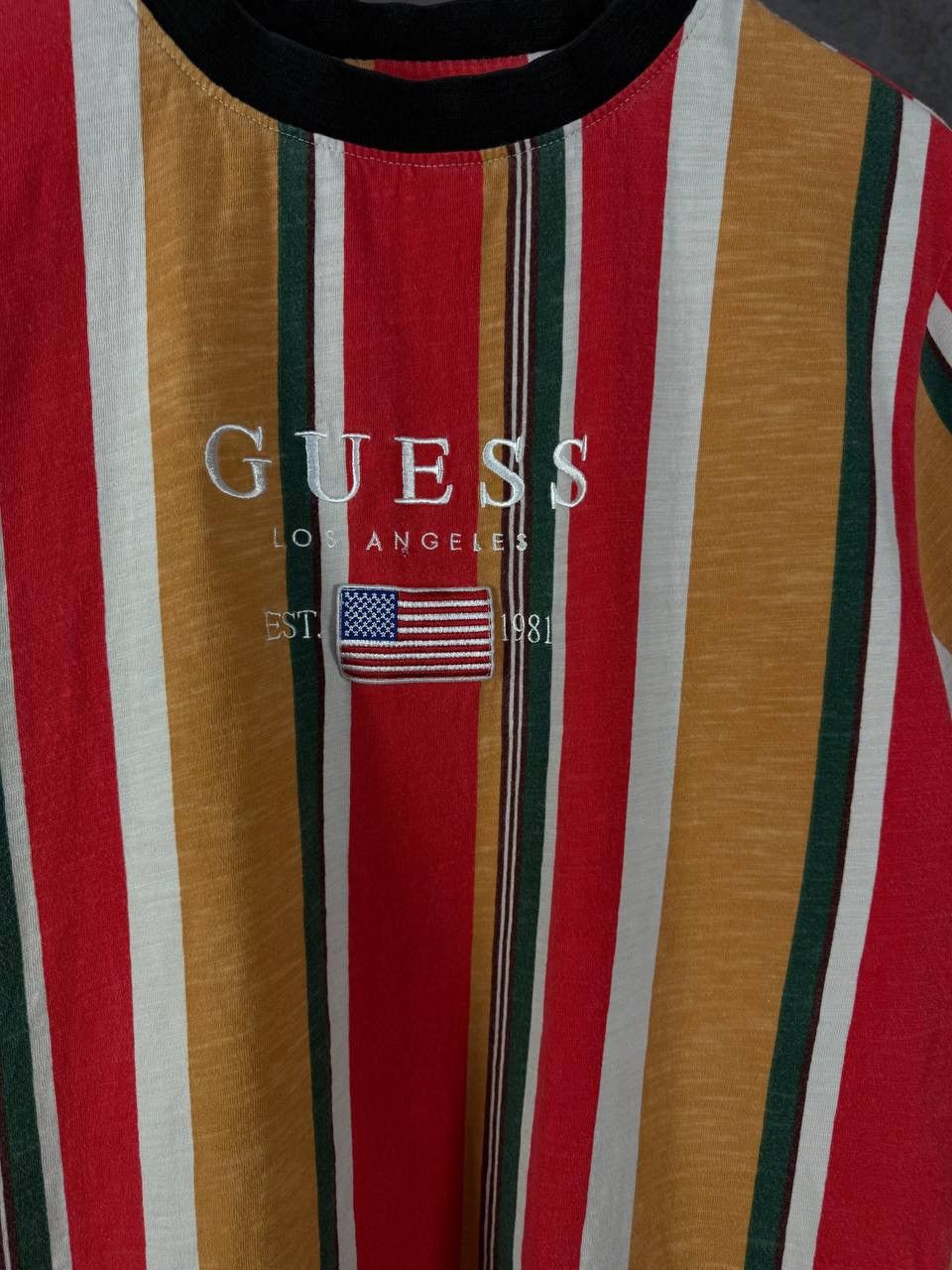 Guess Guess designer center logo tee Size US S / EU 44-46 / 1 - 3 Thumbnail