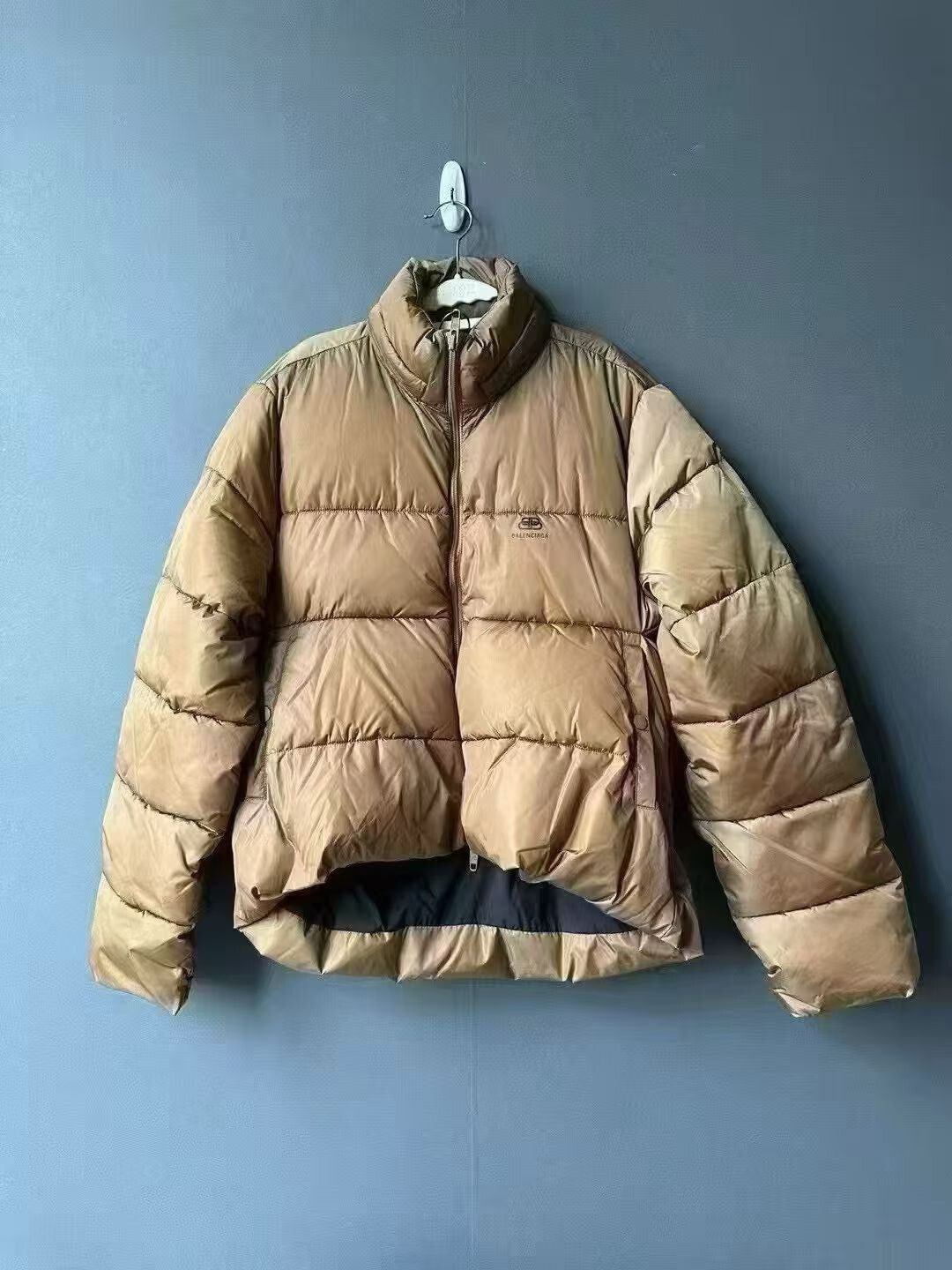 Balenciaga balenciaga lock buckle puffer jacket Size US L / EU 52-54 / 3 - 1 Thumbnail
