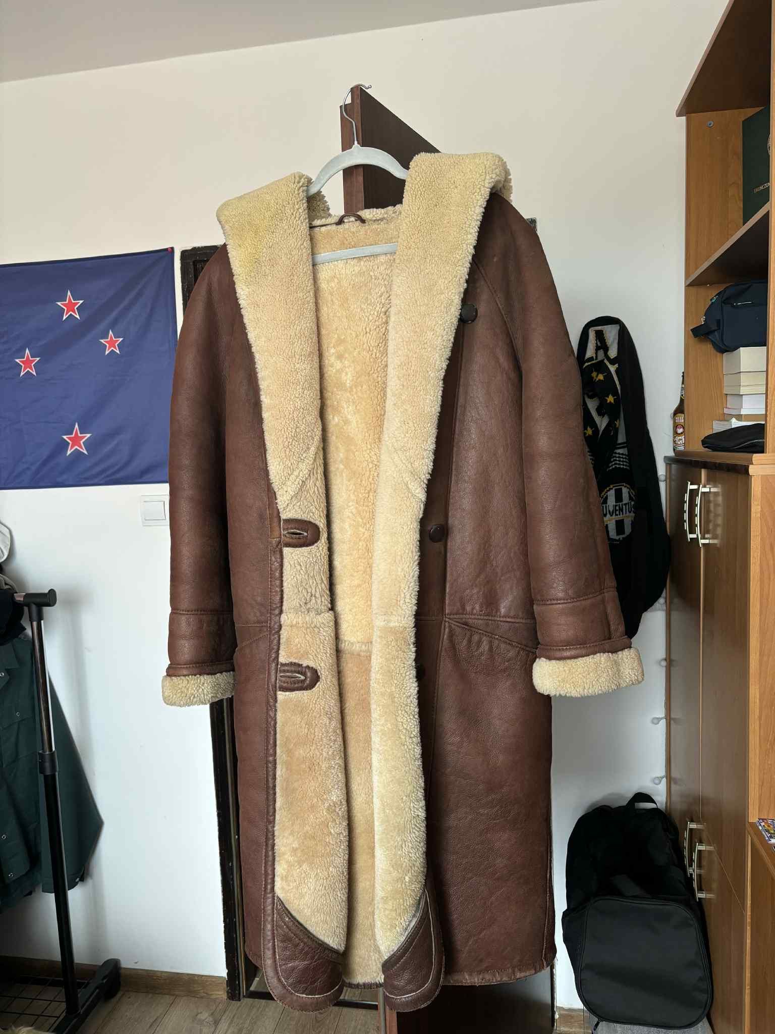Other burgundy long sheepskin coat women's vintage 1980s natural Size XL / US 12-14 / IT 48-50 - 1 Thumbnail