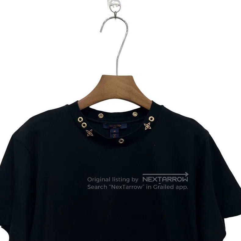 Louis Vuitton Louis Vuitton Black neckline gold presbyopic short sleeve Size US M / EU 48-50 / 2 - 3 Thumbnail