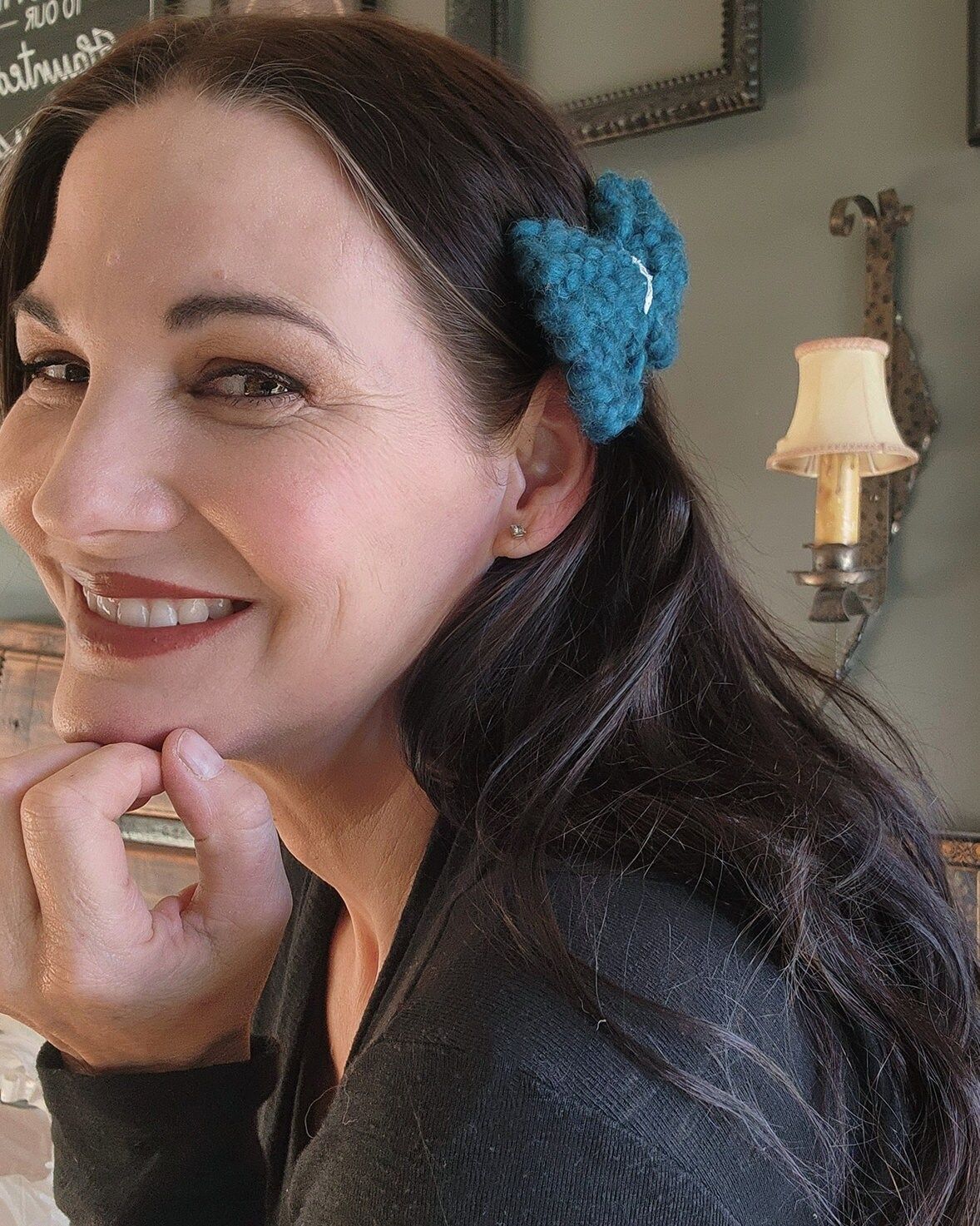 Handmade Hand Knit Hair Bow on Clip, Dark Teal Blue with Vintage Whit Size ONE SIZE - 3 Thumbnail