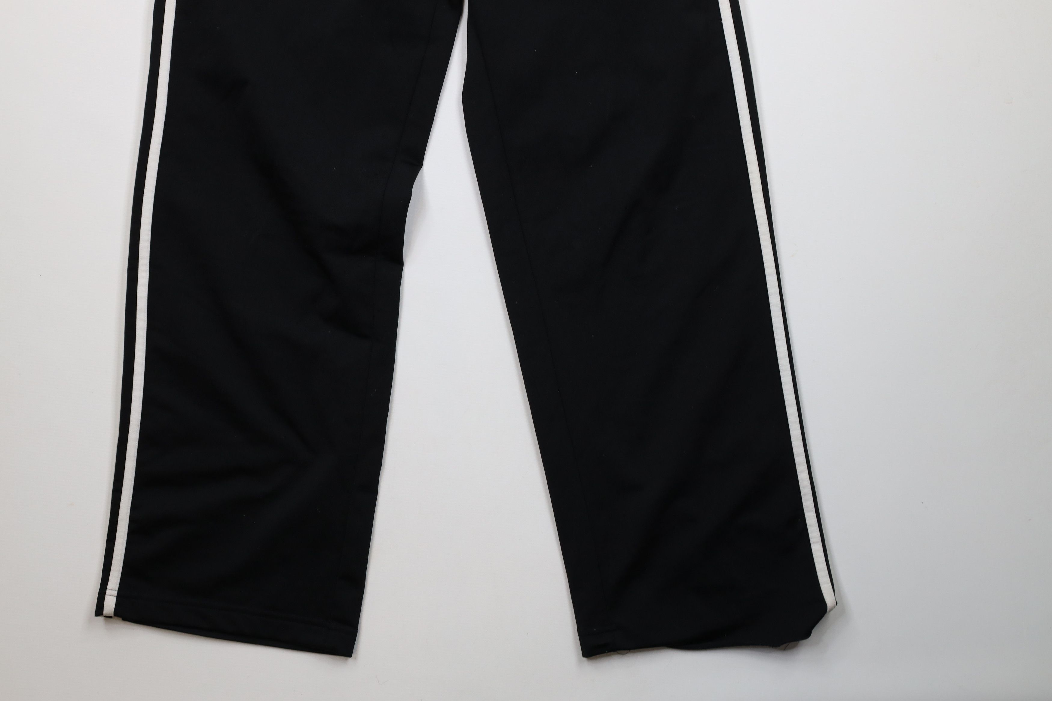 Adidas Vintage Y2K Adidas Spell Out Striped Wide Leg Sweatpants Size US 34 / EU 50 - 4 Thumbnail