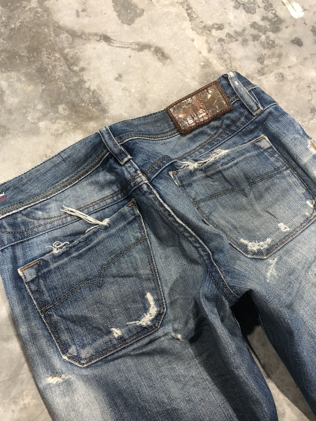 Diesel × Vintage Rare Design Diesel Distressed Denim Jeans Size 29" - 10 Thumbnail