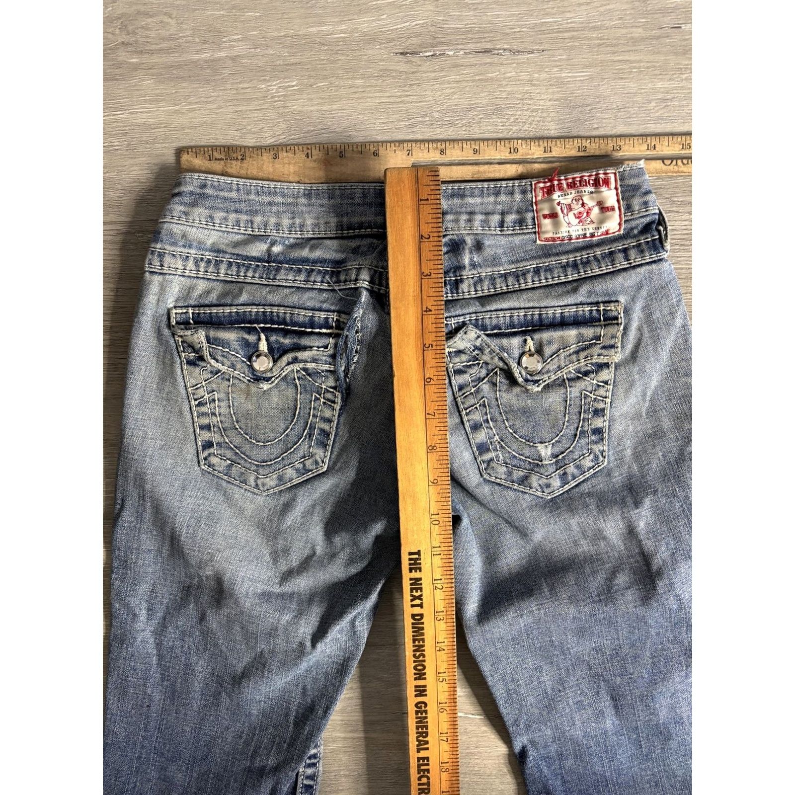 True Religion VINTAGE True Religion Capri Jeans Womens 27 Blue Rhinestone Flap Pockets Denim USA Size 27" / US 4 / IT 40 - 5 Thumbnail