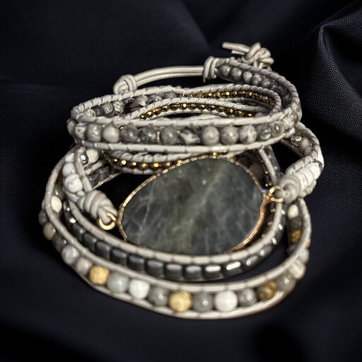 Other IUNIQUEEN mixed natural stone leather wrap bracelet Size ONE SIZE - 3 Thumbnail