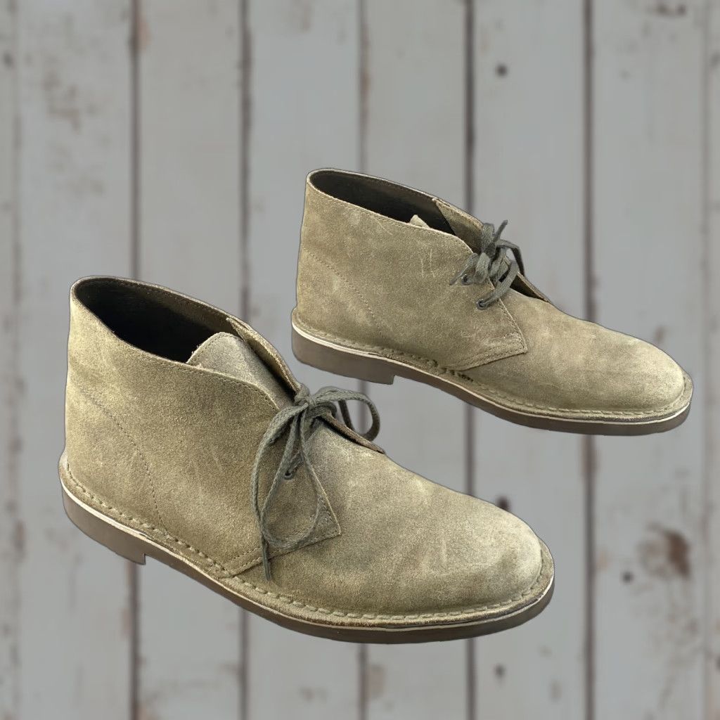 Clarks VINTAGE Clarks Bushacre Desert Chukka Boots Men Tan Brown Suede Leather Lace Up 9.5 M Size US 9 / EU 42 - 1 Thumbnail