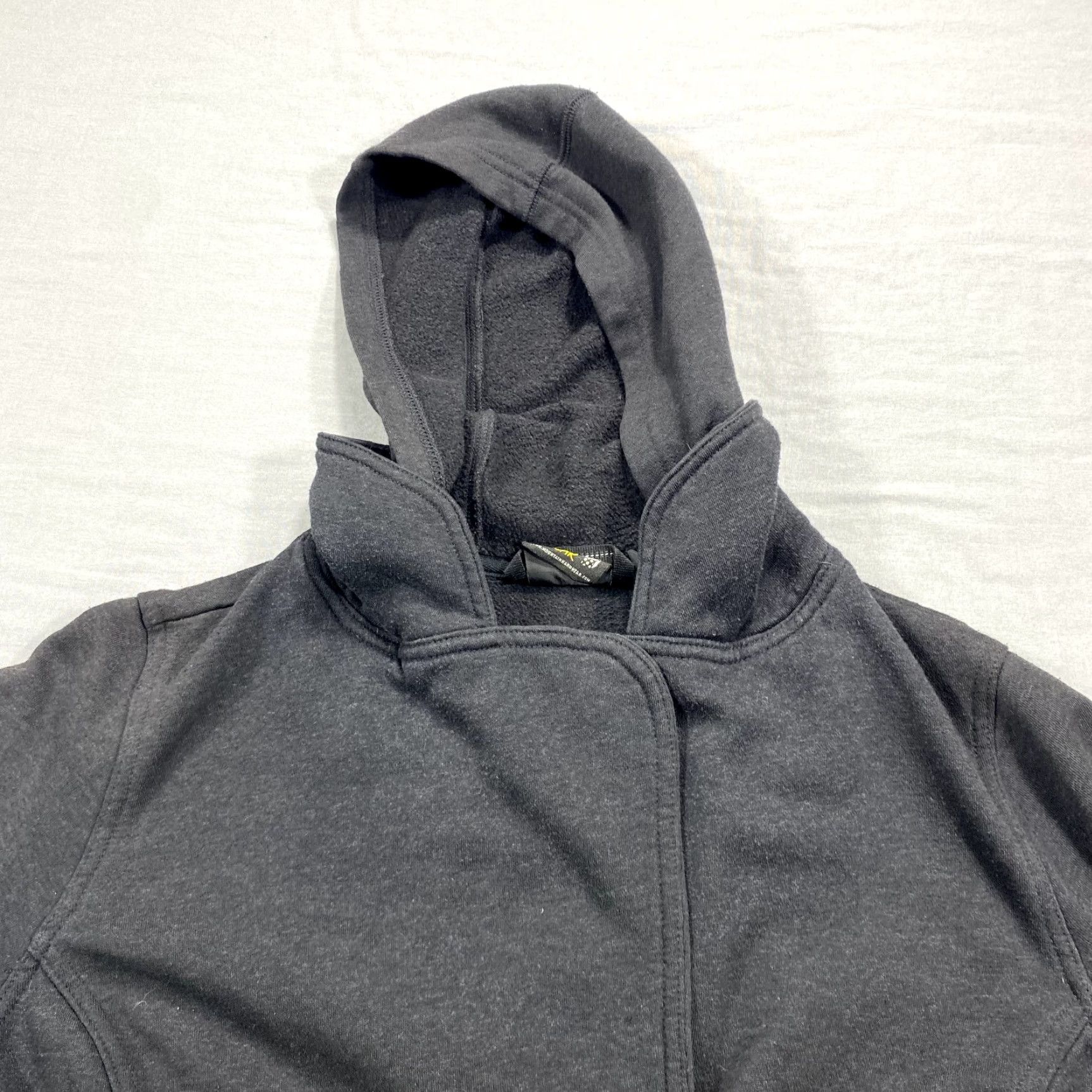 Mountain Hardwear Mountain Hardwear Jacket Large Black Fleece Hoodie Peacoat Button Up Coat Womens Size L / US 10 / IT 46 - 3 Thumbnail