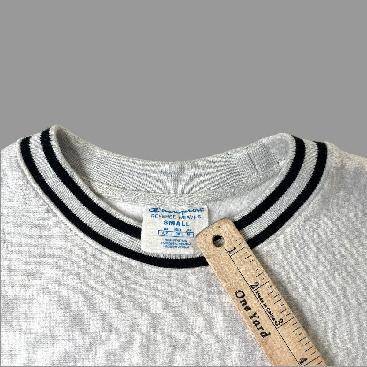 Champion × Vintage Vintage y2k champion reverse weave sweatshirt Size US S / EU 44-46 / 1 - 5 Thumbnail